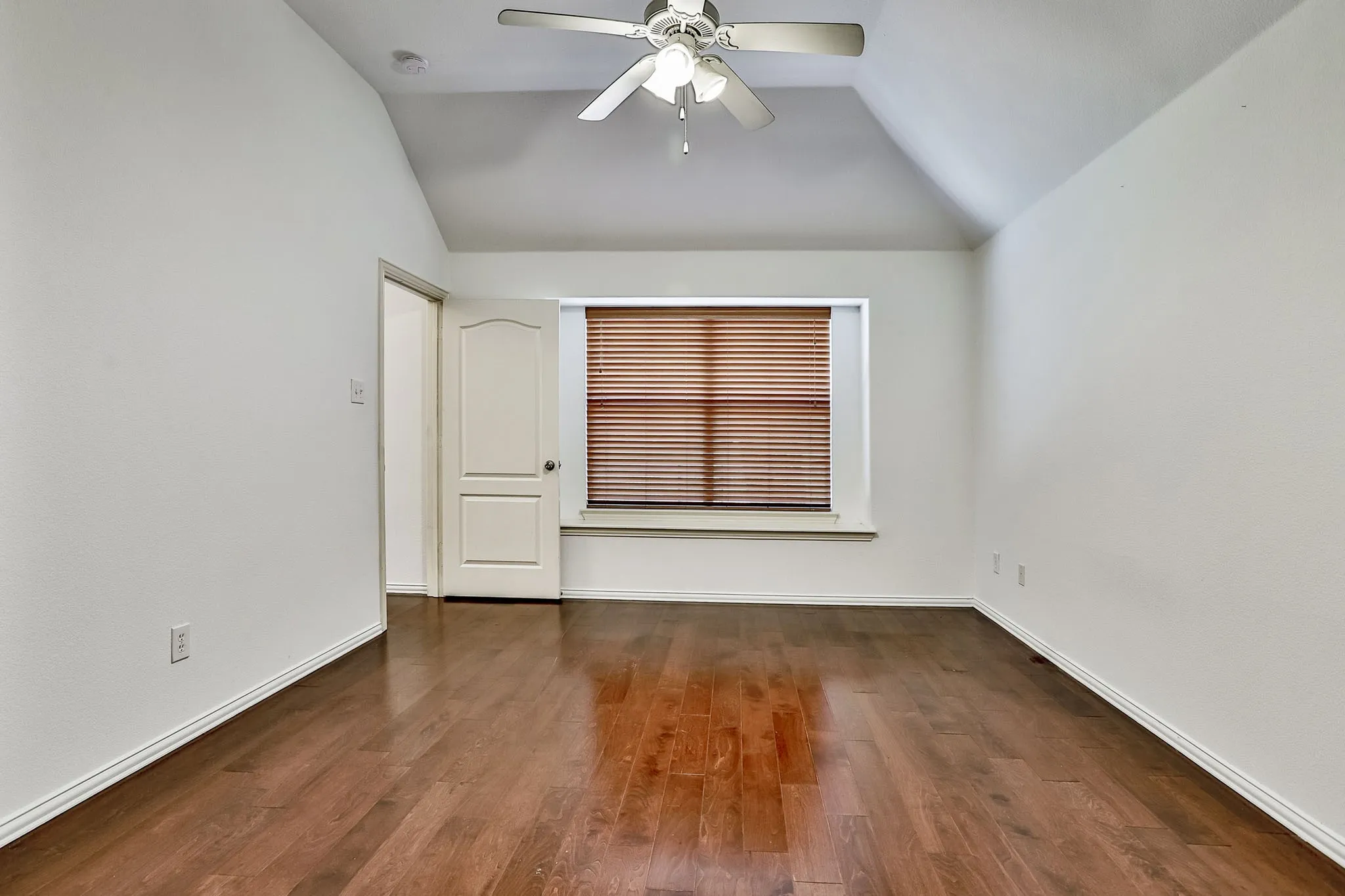 Empty room