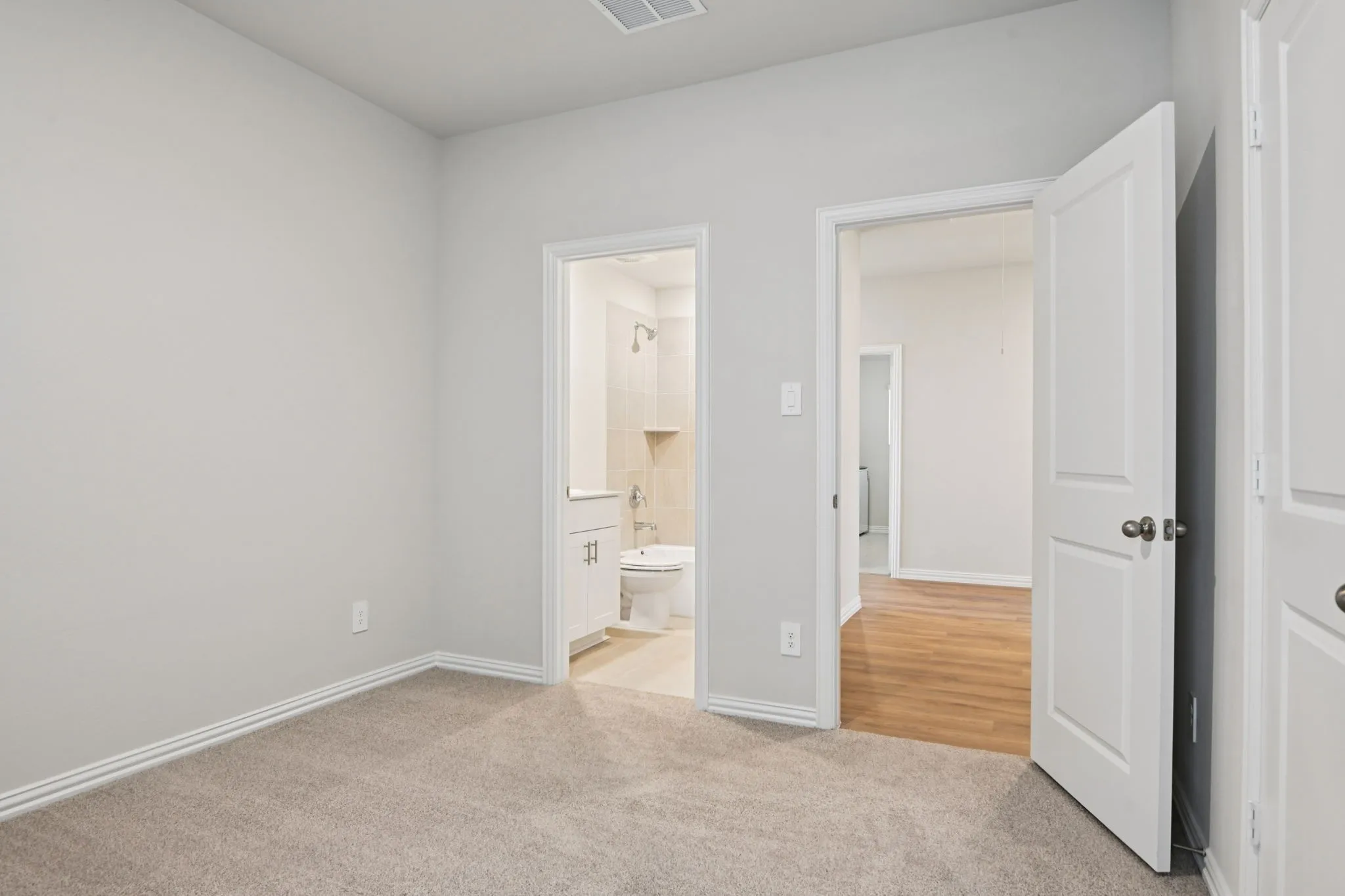 Photo is not of the actual home, but is an inspirational photo of builder’s model home and may depict options, furnishings, and/or decorator features that are not included.