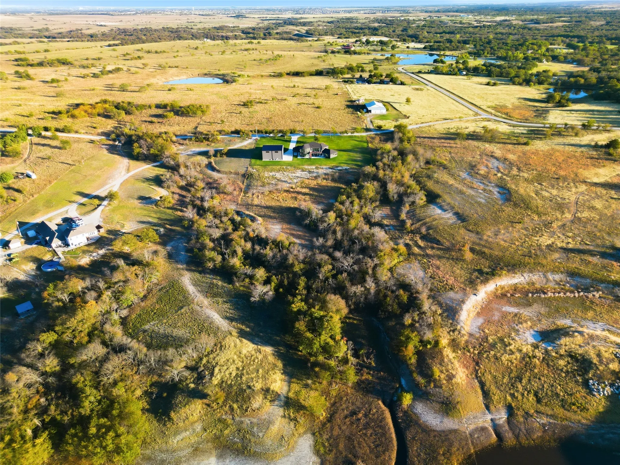 Single Family Residence For Sale in Wise County , 145 Rock Court, Decatur, Texas 76234, 3 Bedroom, 3 Bathroom, 3 Garage spaces, 3,861 Sqft, built in 2024, mls#21290309, Real Estate Agent in Decatur, Homes For Sale in Wise county, Homes For Sale in Decatur, Realtor in Decatur Texas, Real Estate Brokerage Independent Realty Texas, Luminita Cordes Realtor