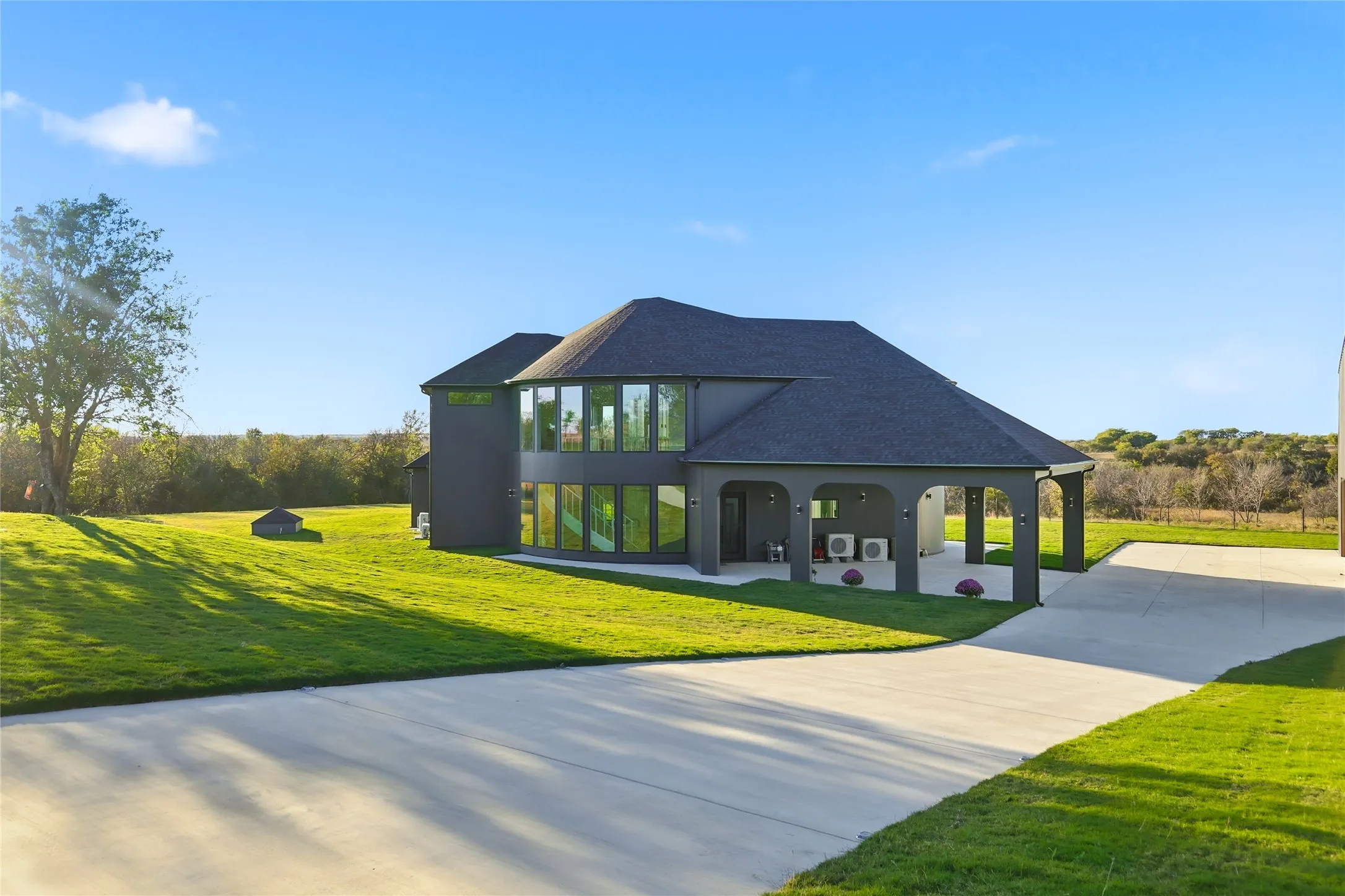 Single Family Residence For Sale in Wise County , 145 Rock Court, Decatur, Texas 76234, 3 Bedroom, 3 Bathroom, 3 Garage spaces, 3,861 Sqft, built in 2024, mls#21290309, Real Estate Agent in Decatur, Homes For Sale in Wise county, Homes For Sale in Decatur, Realtor in Decatur Texas, Real Estate Brokerage Independent Realty Texas, Luminita Cordes Realtor