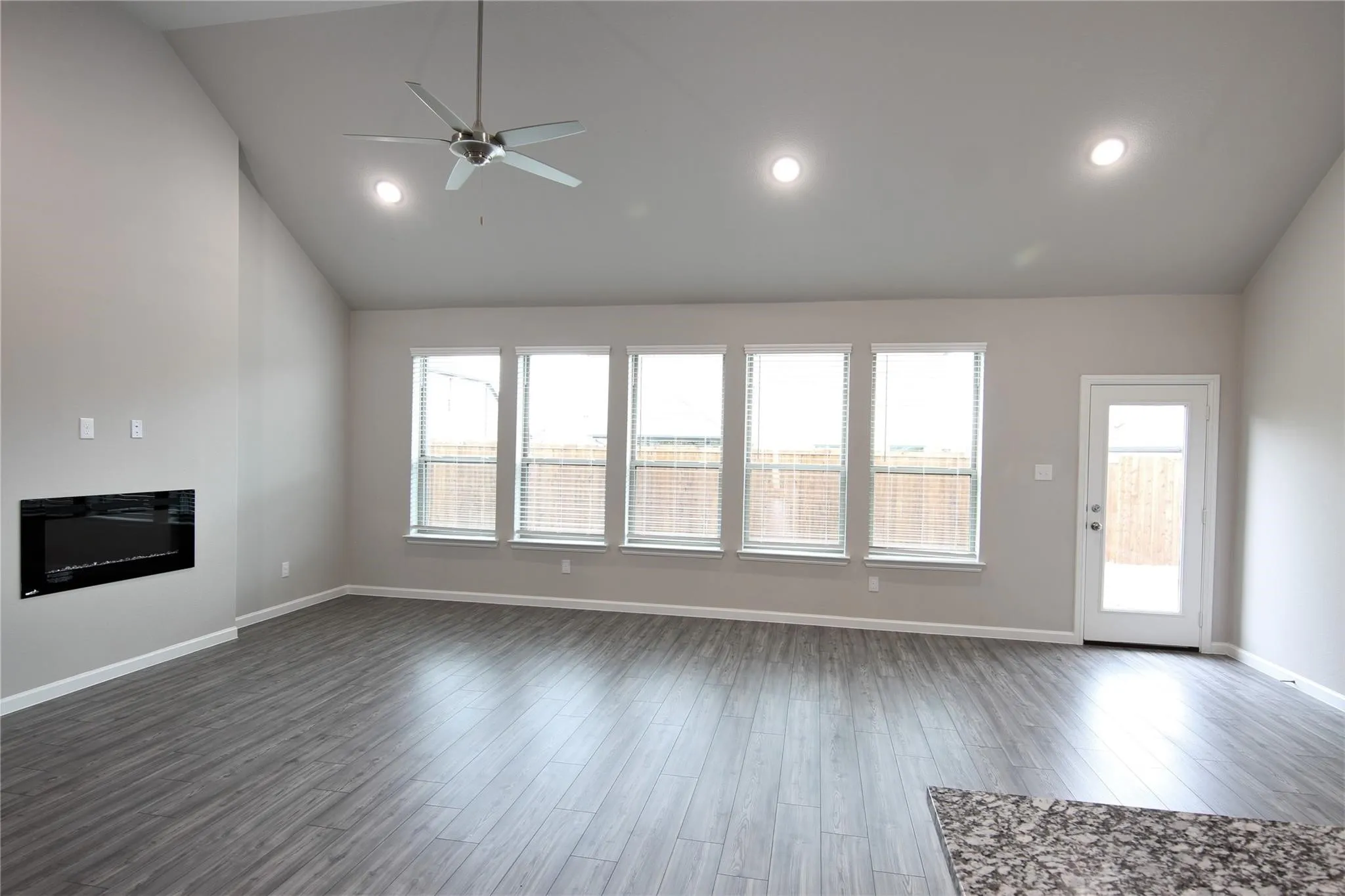 Single Family Residence For Sale in Kaufman County , 1629 Havenrock Drive, Forney, Texas 75126, 4 Bedroom, 3 Bathroom, 2 Garage spaces, 2,447 Sqft, built in 2021, mls#21300356, Real Estate Agent in Forney, Homes For Sale in Kaufman county, Homes For Sale in Forney, Realtor in Forney Texas, Real Estate Brokerage Independent Realty Texas, Luminita Cordes Realtor