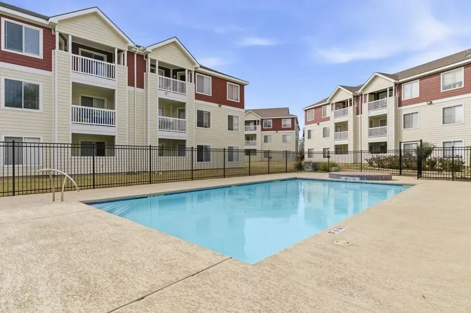 Condominium For Sale in Brazos County , 521 Southwest Parkway 304, College Station, Texas 77840, 4 Bedroom, 4 Bathroom, Garage spaces, 1,236 Sqft, built in 1999, mls#21300385, Real Estate Agent in College Station, Homes For Sale in Brazos county, Homes For Sale in College Station, Realtor in College Station Texas, Real Estate Brokerage Independent Realty Texas, Luminita Cordes Realtor