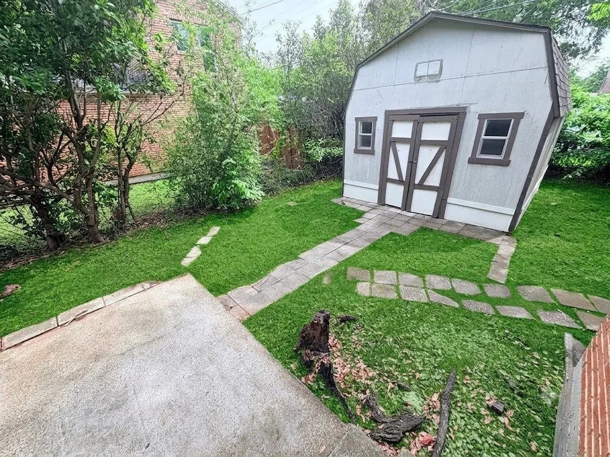Single Family Residence For Sale in Dallas County , 1004 Powell Road, Mesquite, Texas 75149, 3 Bedroom, 2 Bathroom, Garage spaces, 1,239 Sqft, built in 1954, mls#21296940, Real Estate Agent in Mesquite, Homes For Sale in Dallas county, Homes For Sale in Mesquite, Realtor in Mesquite Texas, Real Estate Brokerage Independent Realty Texas, Luminita Cordes Realtor