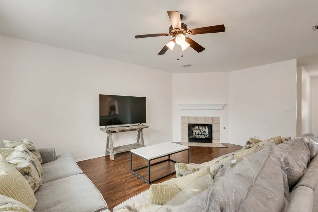Another view of the living area from the back door.