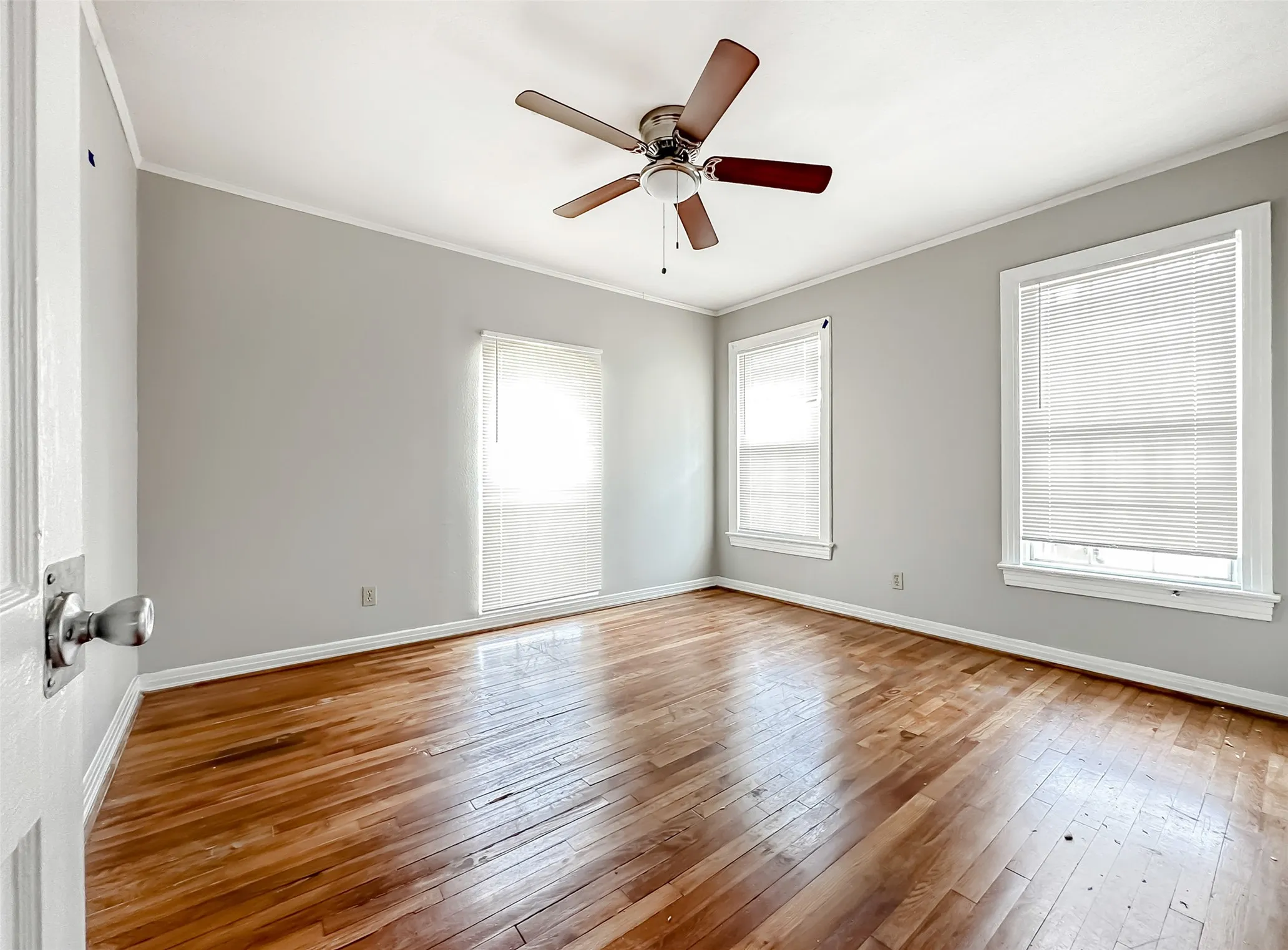 Single Family Residence For Rent in Dallas County , 6340 Parkdale Drive, Dallas, Texas 75227, 3 Bedroom, 2 Bathroom, 1 Garage spaces, 1,287 Sqft, built in 1948, mls#21293386, Real Estate Agent in Dallas, Homes For Rent in Dallas county, Homes For Rent in Dallas, Realtor in Dallas Texas, Real Estate Brokerage Independent Realty Texas, Luminita Cordes Realtor