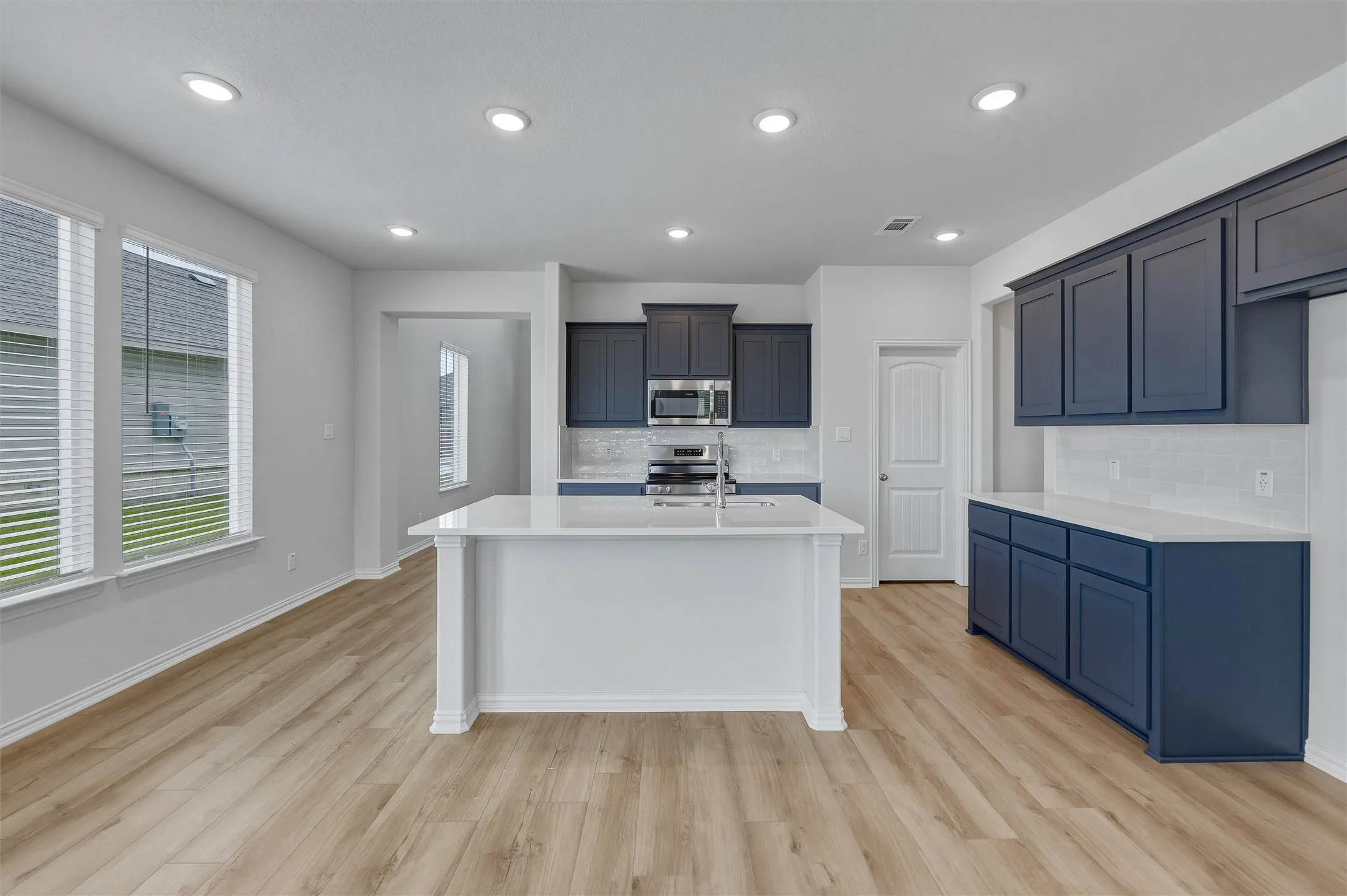 Single Family Residence For Sale in Parker County , 1233 Frio Drive, Springtown, Texas 76082, 4 Bedroom, 4 Bathroom, 2 Garage spaces, 2,818 Sqft, built in 2026, mls#21297236, Real Estate Agent in Springtown, Homes For Sale in Parker county, Homes For Sale in Springtown, Realtor in Springtown Texas, Real Estate Brokerage Independent Realty Texas, Luminita Cordes Realtor