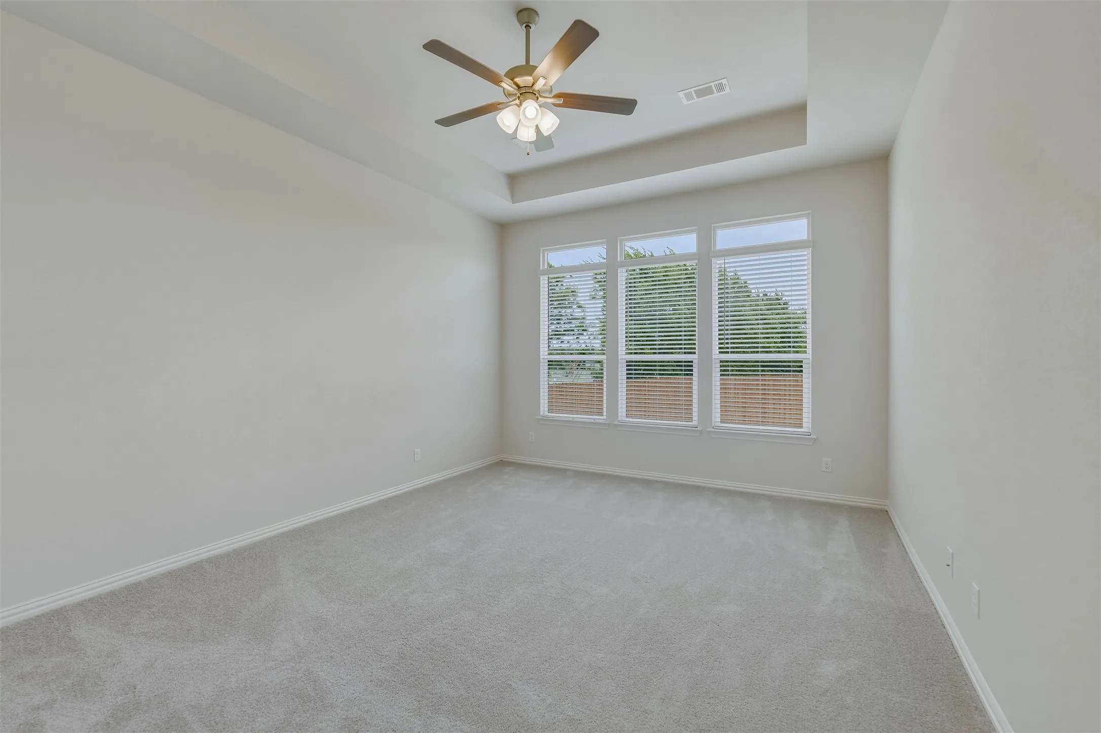 Single Family Residence For Sale in Parker County , 1233 Frio Drive, Springtown, Texas 76082, 4 Bedroom, 4 Bathroom, 2 Garage spaces, 2,818 Sqft, built in 2026, mls#21297236, Real Estate Agent in Springtown, Homes For Sale in Parker county, Homes For Sale in Springtown, Realtor in Springtown Texas, Real Estate Brokerage Independent Realty Texas, Luminita Cordes Realtor
