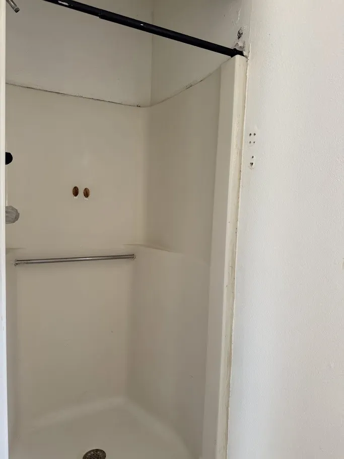 Single Family Residence For Sale in Tarrant County , 11204 Liberty School Road, Pelican Bay, Texas 76020, 3 Bedroom, 2 Bathroom, 1 Garage spaces, 1,088 Sqft, built in 1987, mls#21299526, Real Estate Agent in Pelican Bay, Homes For Sale in Tarrant county, Homes For Sale in Pelican Bay, Realtor in Pelican Bay Texas, Real Estate Brokerage Independent Realty Texas, Luminita Cordes Realtor