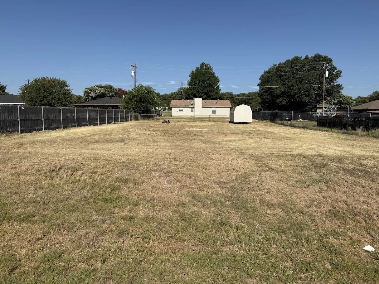 Single Family Residence For Sale in Tarrant County , 11204 Liberty School Road, Pelican Bay, Texas 76020, 3 Bedroom, 2 Bathroom, 1 Garage spaces, 1,088 Sqft, built in 1987, mls#21299526, Real Estate Agent in Pelican Bay, Homes For Sale in Tarrant county, Homes For Sale in Pelican Bay, Realtor in Pelican Bay Texas, Real Estate Brokerage Independent Realty Texas, Luminita Cordes Realtor
