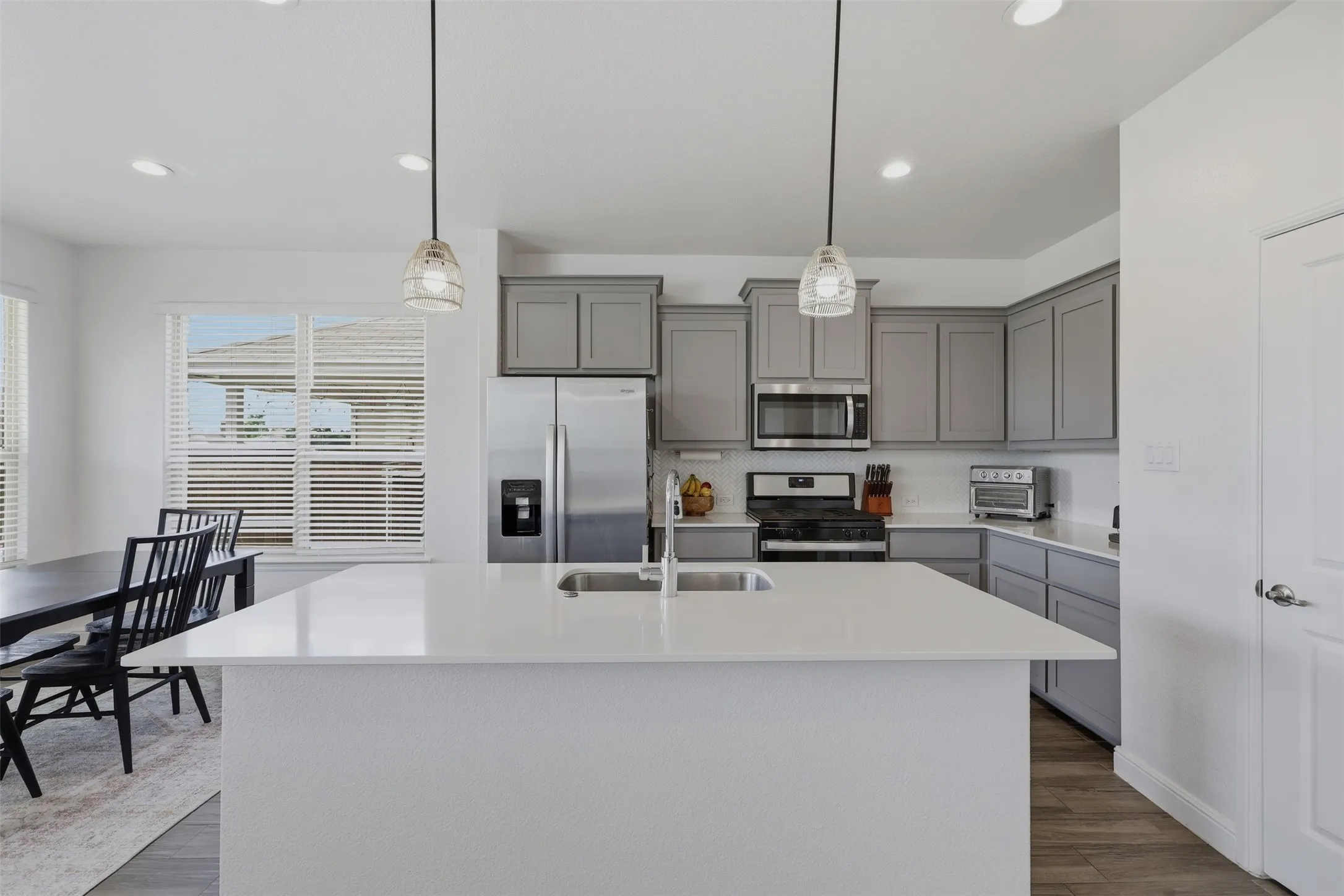 Single Family Residence For Sale in Parker County , 2341 Waggoner Ranch Drive, Weatherford, Texas 76087, 3 Bedroom, 2 Bathroom, 2 Garage spaces, 1,656 Sqft, built in 2022, mls#21300338, Real Estate Agent in Weatherford, Homes For Sale in Parker county, Homes For Sale in Weatherford, Realtor in Weatherford Texas, Real Estate Brokerage Independent Realty Texas, Luminita Cordes Realtor