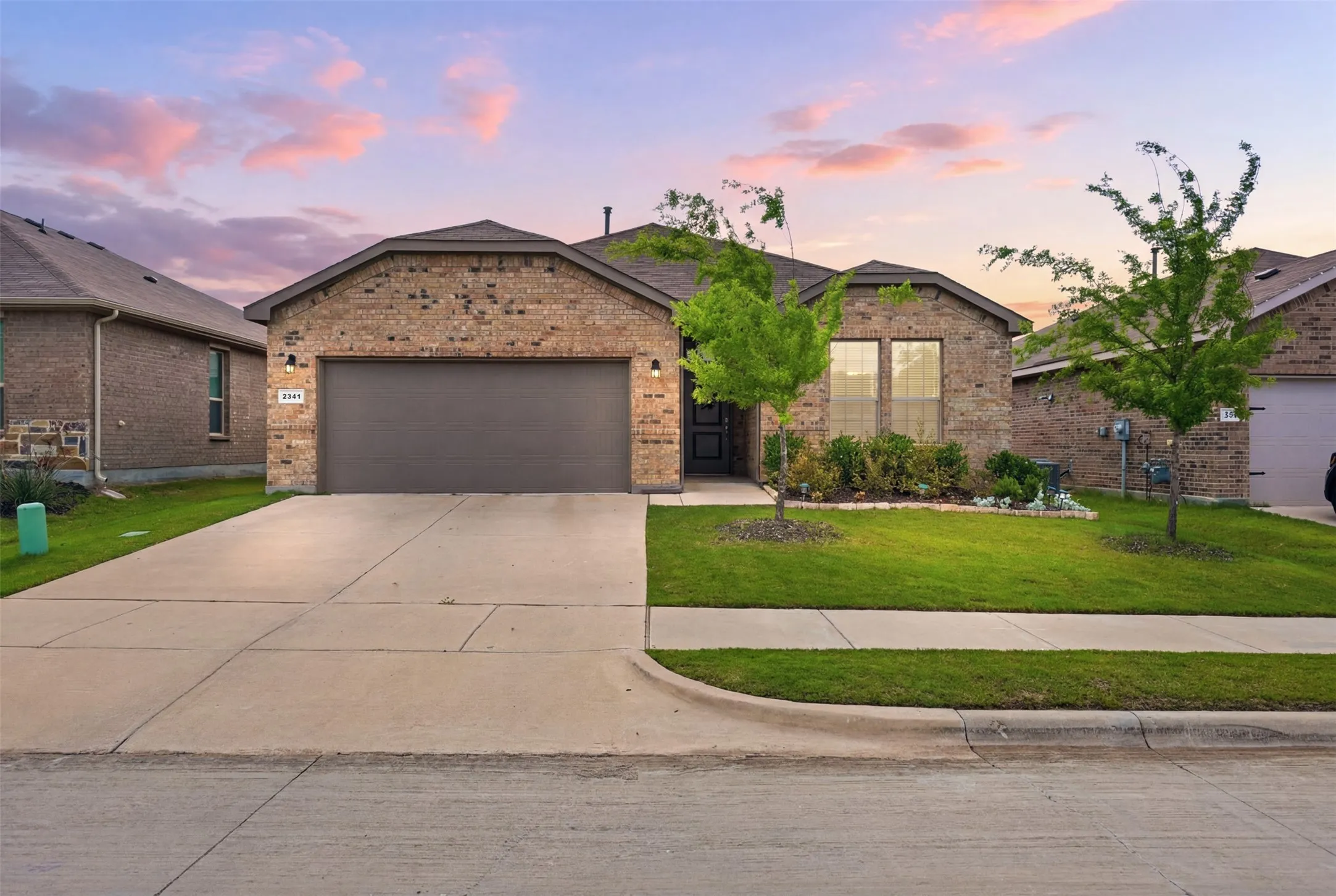 Single Family Residence For Sale in Parker County , 2341 Waggoner Ranch Drive, Weatherford, Texas 76087, 3 Bedroom, 2 Bathroom, 2 Garage spaces, 1,656 Sqft, built in 2022, mls#21300338, Real Estate Agent in Weatherford, Homes For Sale in Parker county, Homes For Sale in Weatherford, Realtor in Weatherford Texas, Real Estate Brokerage Independent Realty Texas, Luminita Cordes Realtor