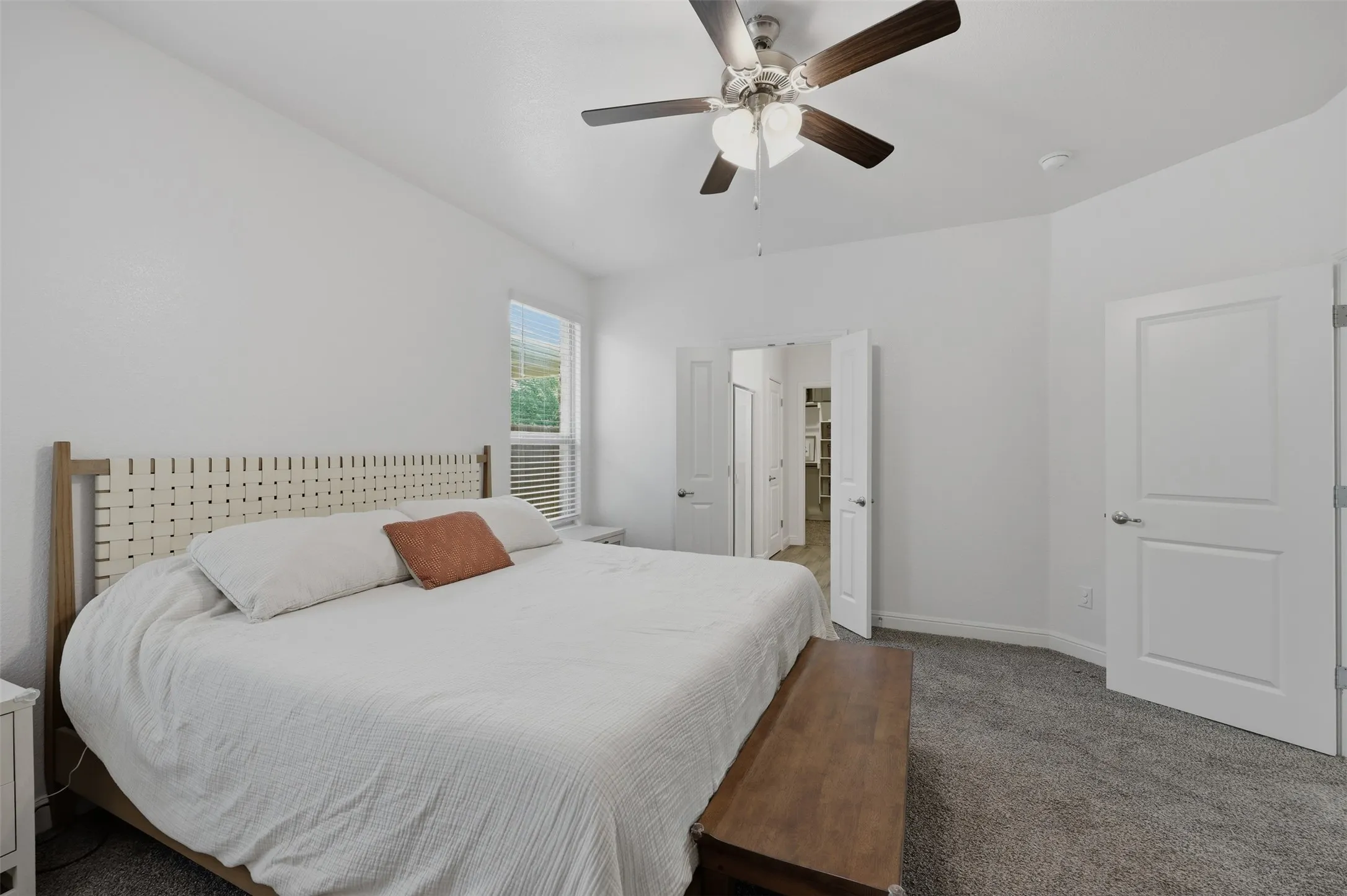 Single Family Residence For Sale in Parker County , 2341 Waggoner Ranch Drive, Weatherford, Texas 76087, 3 Bedroom, 2 Bathroom, 2 Garage spaces, 1,656 Sqft, built in 2022, mls#21300338, Real Estate Agent in Weatherford, Homes For Sale in Parker county, Homes For Sale in Weatherford, Realtor in Weatherford Texas, Real Estate Brokerage Independent Realty Texas, Luminita Cordes Realtor