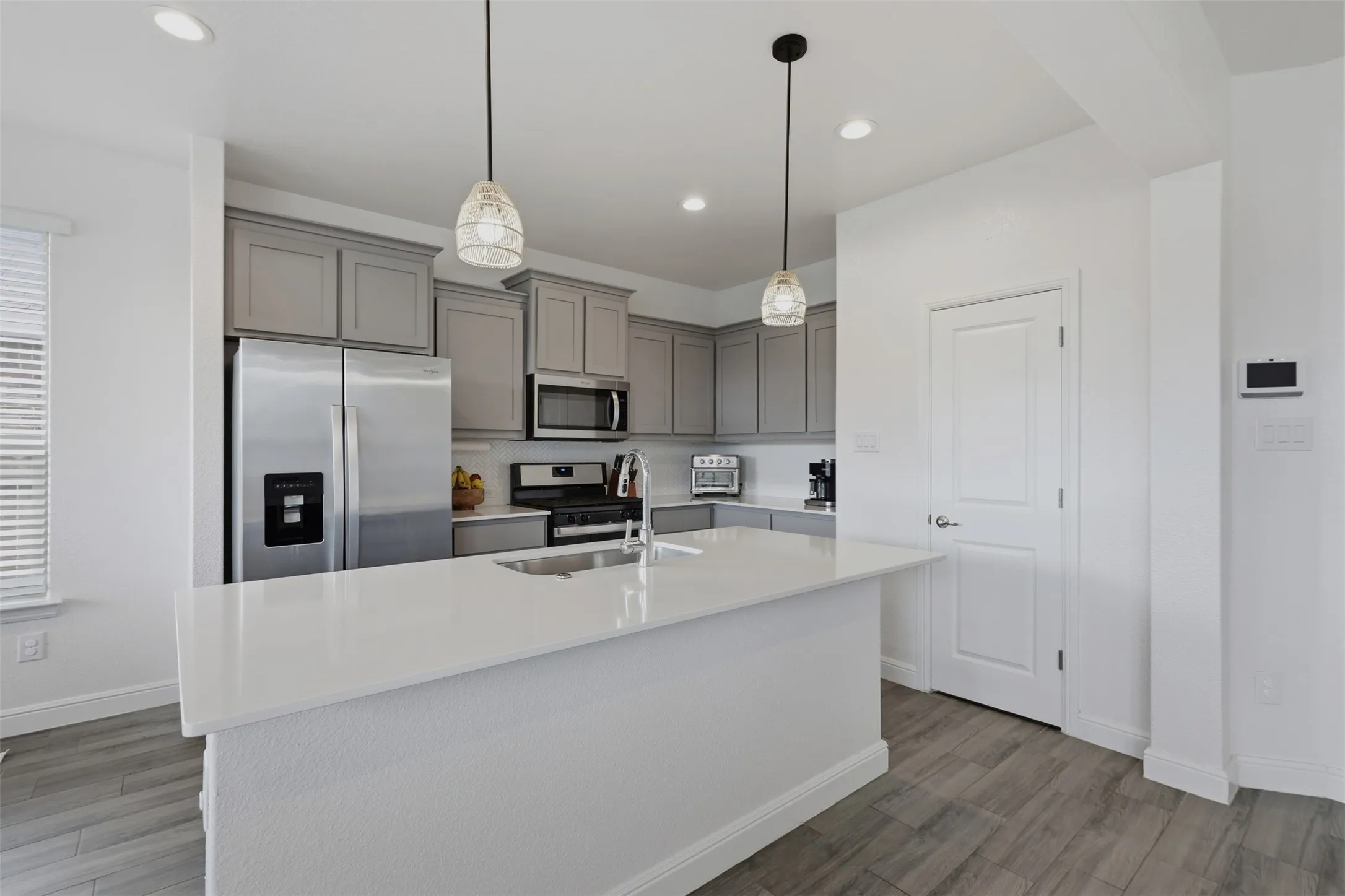 Single Family Residence For Sale in Parker County , 2341 Waggoner Ranch Drive, Weatherford, Texas 76087, 3 Bedroom, 2 Bathroom, 2 Garage spaces, 1,656 Sqft, built in 2022, mls#21300338, Real Estate Agent in Weatherford, Homes For Sale in Parker county, Homes For Sale in Weatherford, Realtor in Weatherford Texas, Real Estate Brokerage Independent Realty Texas, Luminita Cordes Realtor