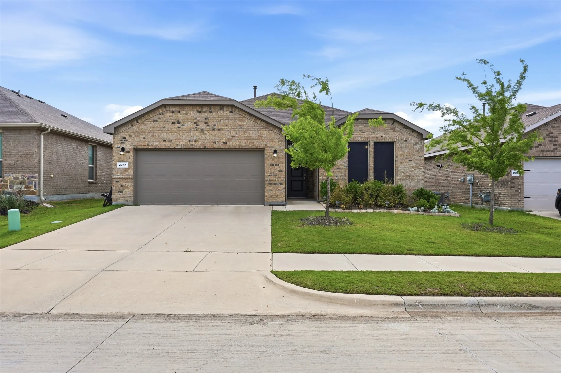 Single Family Residence For Sale in Parker County , 2341 Waggoner Ranch Drive, Weatherford, Texas 76087, 3 Bedroom, 2 Bathroom, 2 Garage spaces, 1,656 Sqft, built in 2022, mls#21300338, Real Estate Agent in Weatherford, Homes For Sale in Parker county, Homes For Sale in Weatherford, Realtor in Weatherford Texas, Real Estate Brokerage Independent Realty Texas, Luminita Cordes Realtor