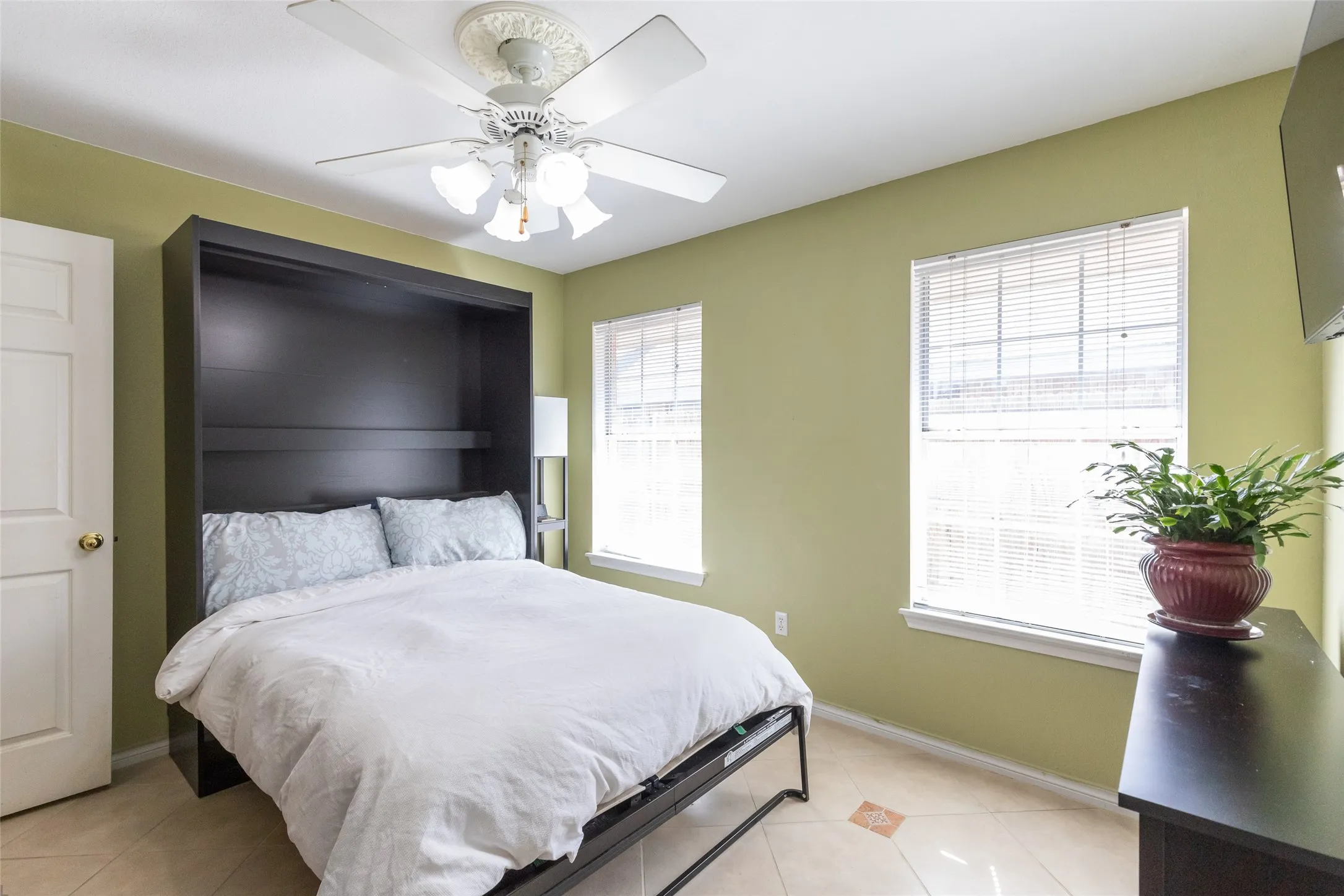 Duplex For Sale in Taylor County , 2133 Patriot Commons Road, Abilene, Texas 79601, 6 Bedroom, 4 Bathroom, 2 Garage spaces, 2,698 Sqft, built in 1999, mls#21296335, Real Estate Agent in Abilene, Homes For Sale in Taylor county, Homes For Sale in Abilene, Realtor in Abilene Texas, Real Estate Brokerage Independent Realty Texas, Luminita Cordes Realtor
