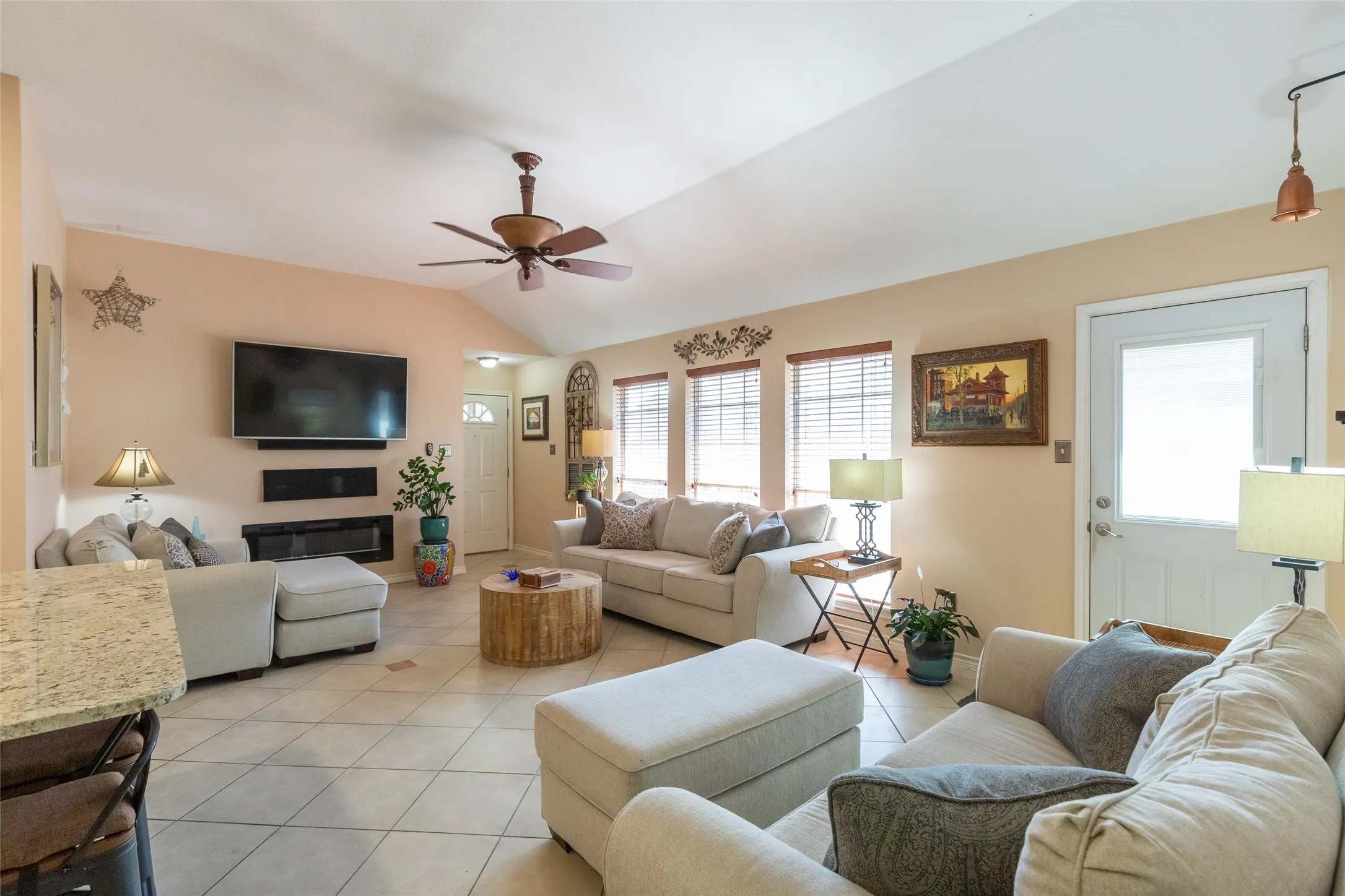 Duplex For Sale in Taylor County , 2133 Patriot Commons Road, Abilene, Texas 79601, 6 Bedroom, 4 Bathroom, 2 Garage spaces, 2,698 Sqft, built in 1999, mls#21296335, Real Estate Agent in Abilene, Homes For Sale in Taylor county, Homes For Sale in Abilene, Realtor in Abilene Texas, Real Estate Brokerage Independent Realty Texas, Luminita Cordes Realtor