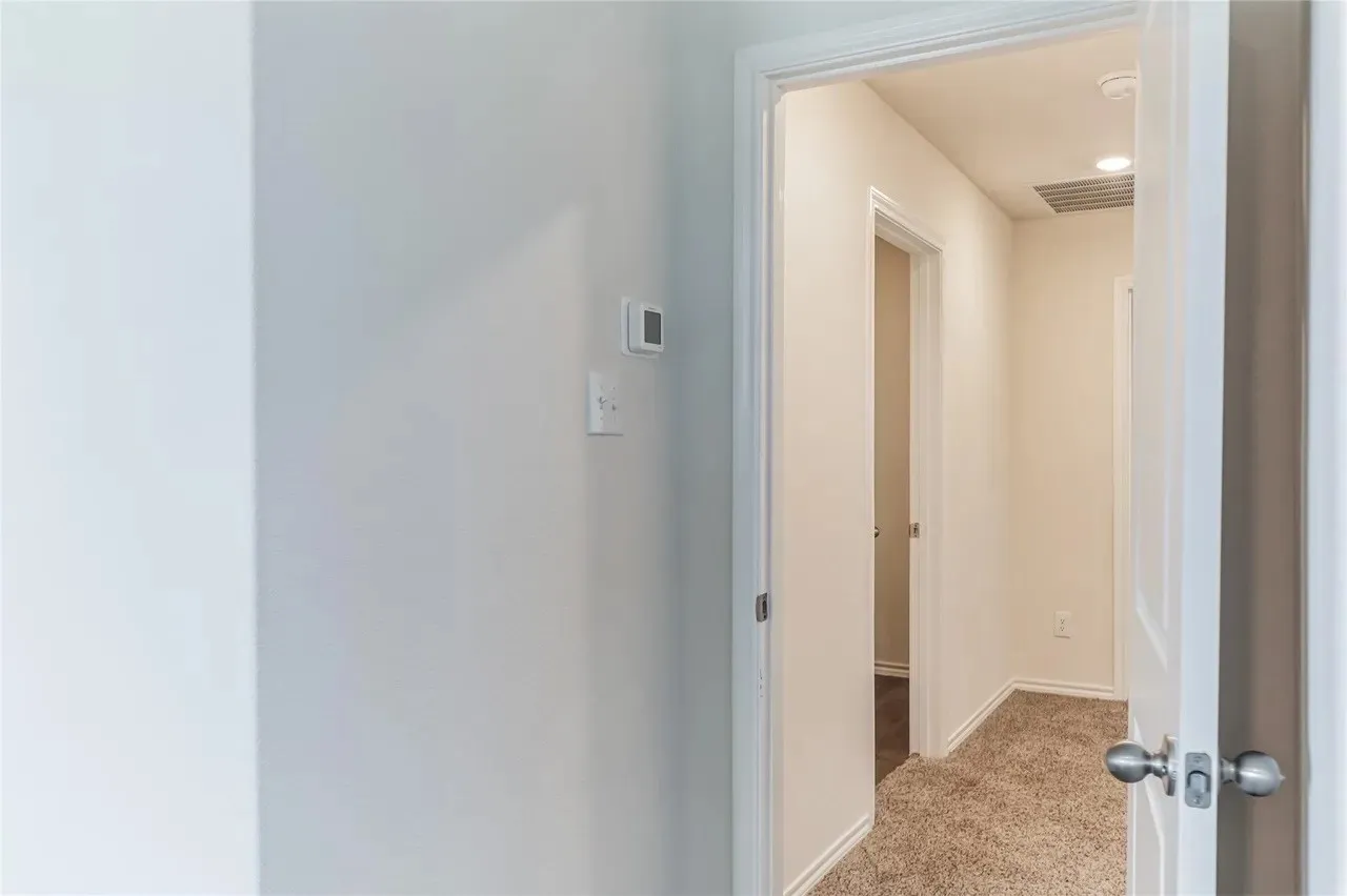 Single Family Residence For Rent in Grayson County , 3124 Sweetwater Way, Sherman, Texas 75090, 4 Bedroom, 3 Bathroom, 2 Garage spaces, 2,262 Sqft, built in 2022, mls#21292379, Real Estate Agent in Sherman, Homes For Rent in Grayson county, Homes For Rent in Sherman, Realtor in Sherman Texas, Real Estate Brokerage Independent Realty Texas, Luminita Cordes Realtor