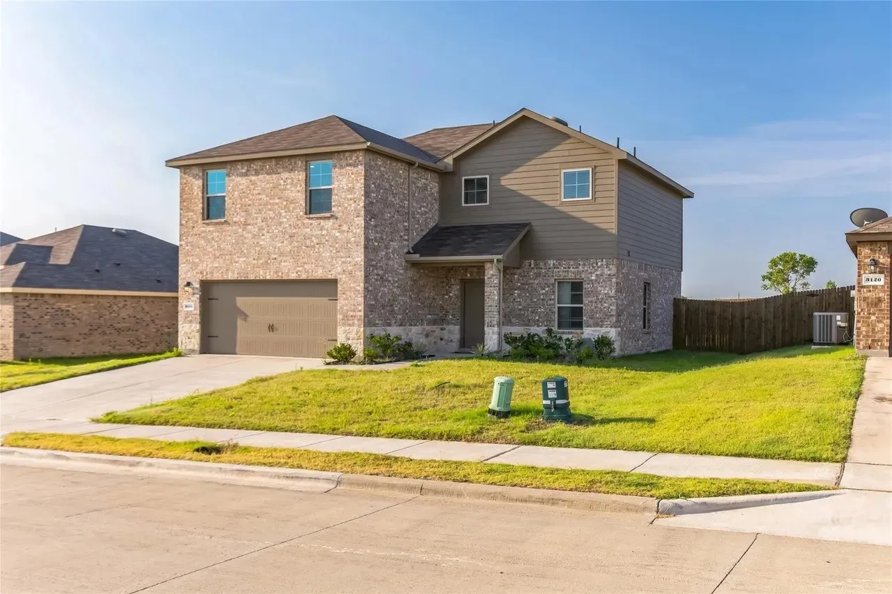 Single Family Residence For Rent in Grayson County , 3124 Sweetwater Way, Sherman, Texas 75090, 4 Bedroom, 3 Bathroom, 2 Garage spaces, 2,262 Sqft, built in 2022, mls#21292379, Real Estate Agent in Sherman, Homes For Rent in Grayson county, Homes For Rent in Sherman, Realtor in Sherman Texas, Real Estate Brokerage Independent Realty Texas, Luminita Cordes Realtor