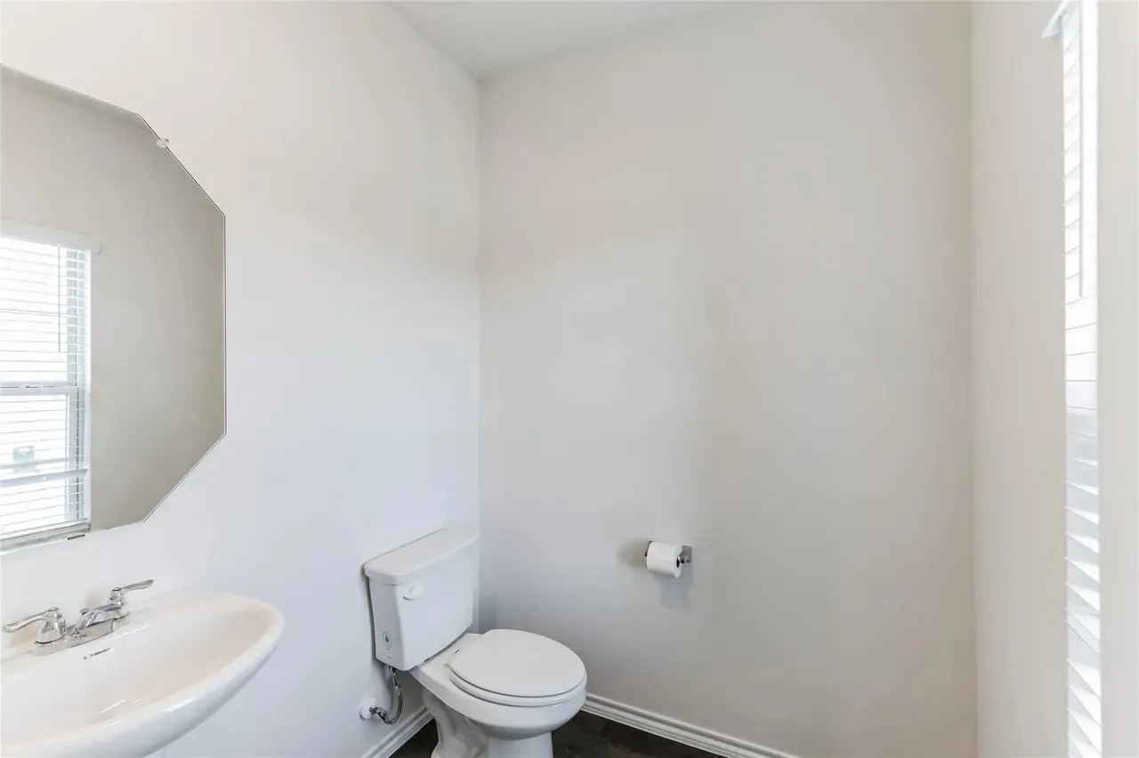 Single Family Residence For Rent in Grayson County , 3124 Sweetwater Way, Sherman, Texas 75090, 4 Bedroom, 3 Bathroom, 2 Garage spaces, 2,262 Sqft, built in 2022, mls#21292379, Real Estate Agent in Sherman, Homes For Rent in Grayson county, Homes For Rent in Sherman, Realtor in Sherman Texas, Real Estate Brokerage Independent Realty Texas, Luminita Cordes Realtor