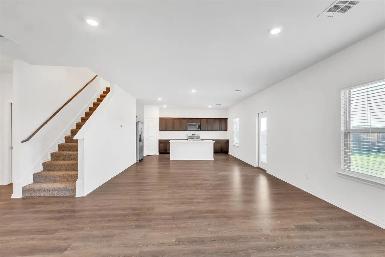 Single Family Residence For Rent in Grayson County , 3124 Sweetwater Way, Sherman, Texas 75090, 4 Bedroom, 3 Bathroom, 2 Garage spaces, 2,262 Sqft, built in 2022, mls#21292379, Real Estate Agent in Sherman, Homes For Rent in Grayson county, Homes For Rent in Sherman, Realtor in Sherman Texas, Real Estate Brokerage Independent Realty Texas, Luminita Cordes Realtor