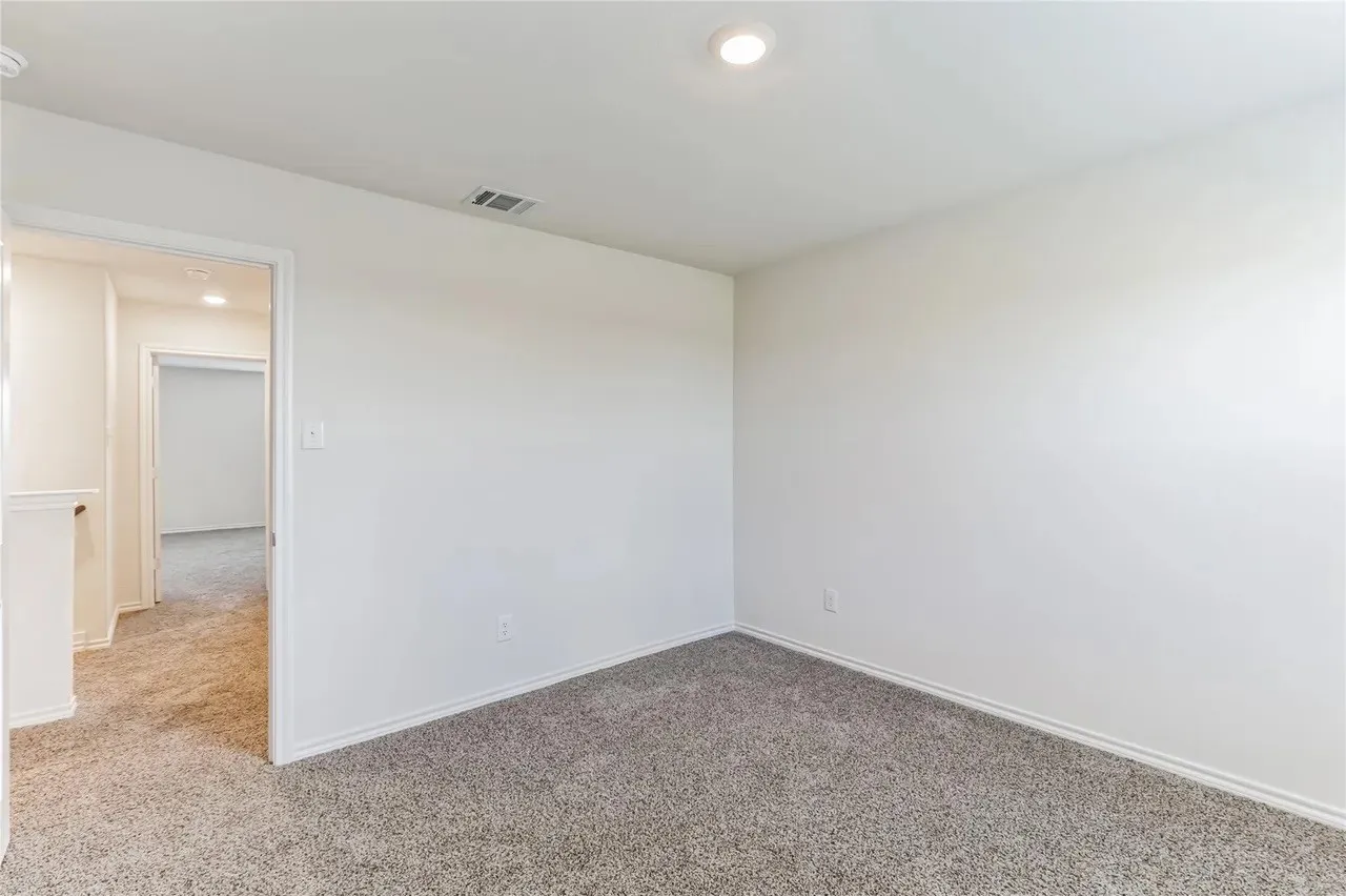 Single Family Residence For Rent in Grayson County , 3124 Sweetwater Way, Sherman, Texas 75090, 4 Bedroom, 3 Bathroom, 2 Garage spaces, 2,262 Sqft, built in 2022, mls#21292379, Real Estate Agent in Sherman, Homes For Rent in Grayson county, Homes For Rent in Sherman, Realtor in Sherman Texas, Real Estate Brokerage Independent Realty Texas, Luminita Cordes Realtor