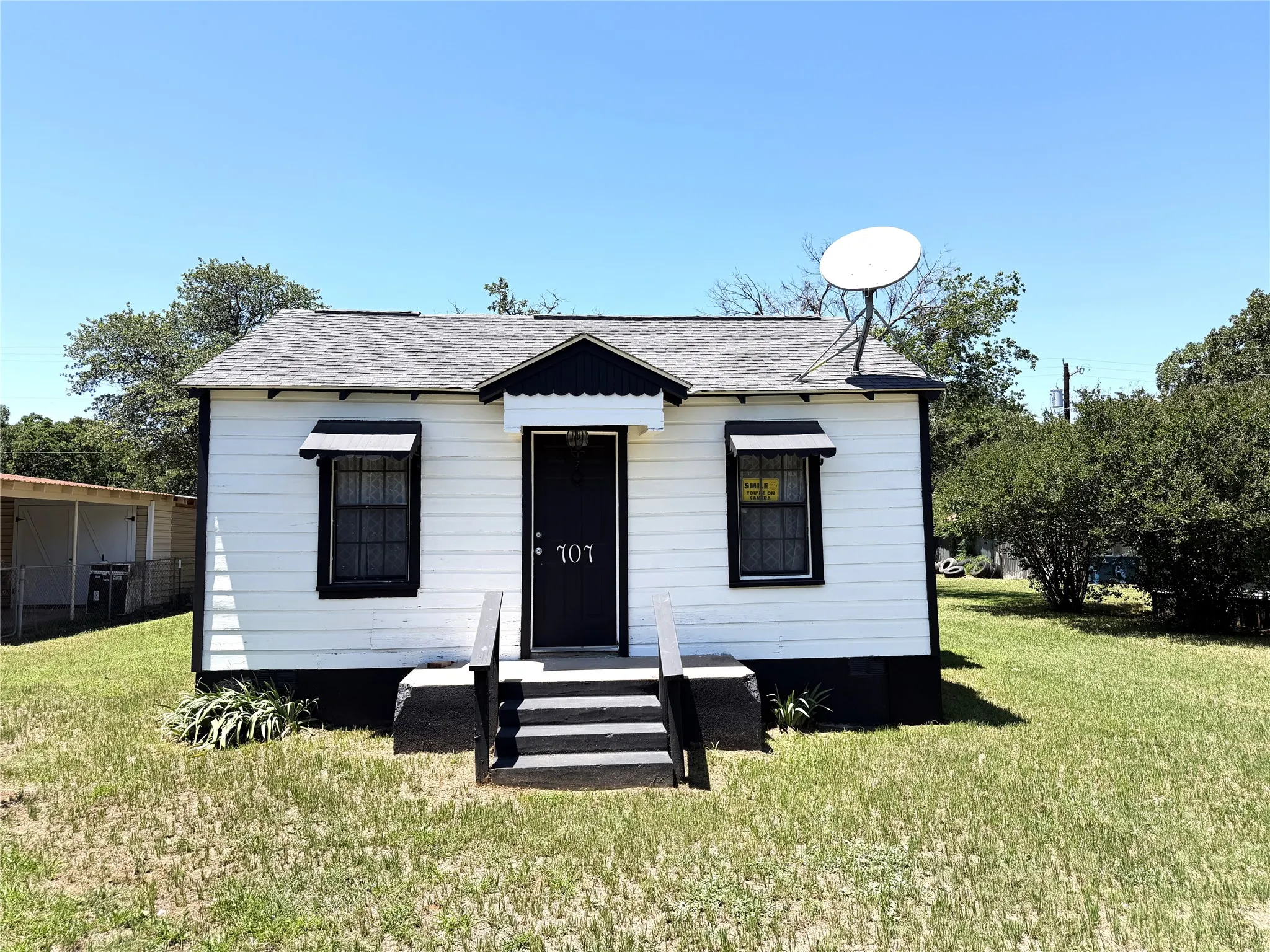 Single Family Residence For Sale in Eastland County , 707 E 23rd Street, Cisco, Texas 76437, 1 Bedroom, 1 Bathroom, Garage spaces, 780 Sqft, built in 1955, mls#21300378, Real Estate Agent in Cisco, Homes For Sale in Eastland county, Homes For Sale in Cisco, Realtor in Cisco Texas, Real Estate Brokerage Independent Realty Texas, Luminita Cordes Realtor