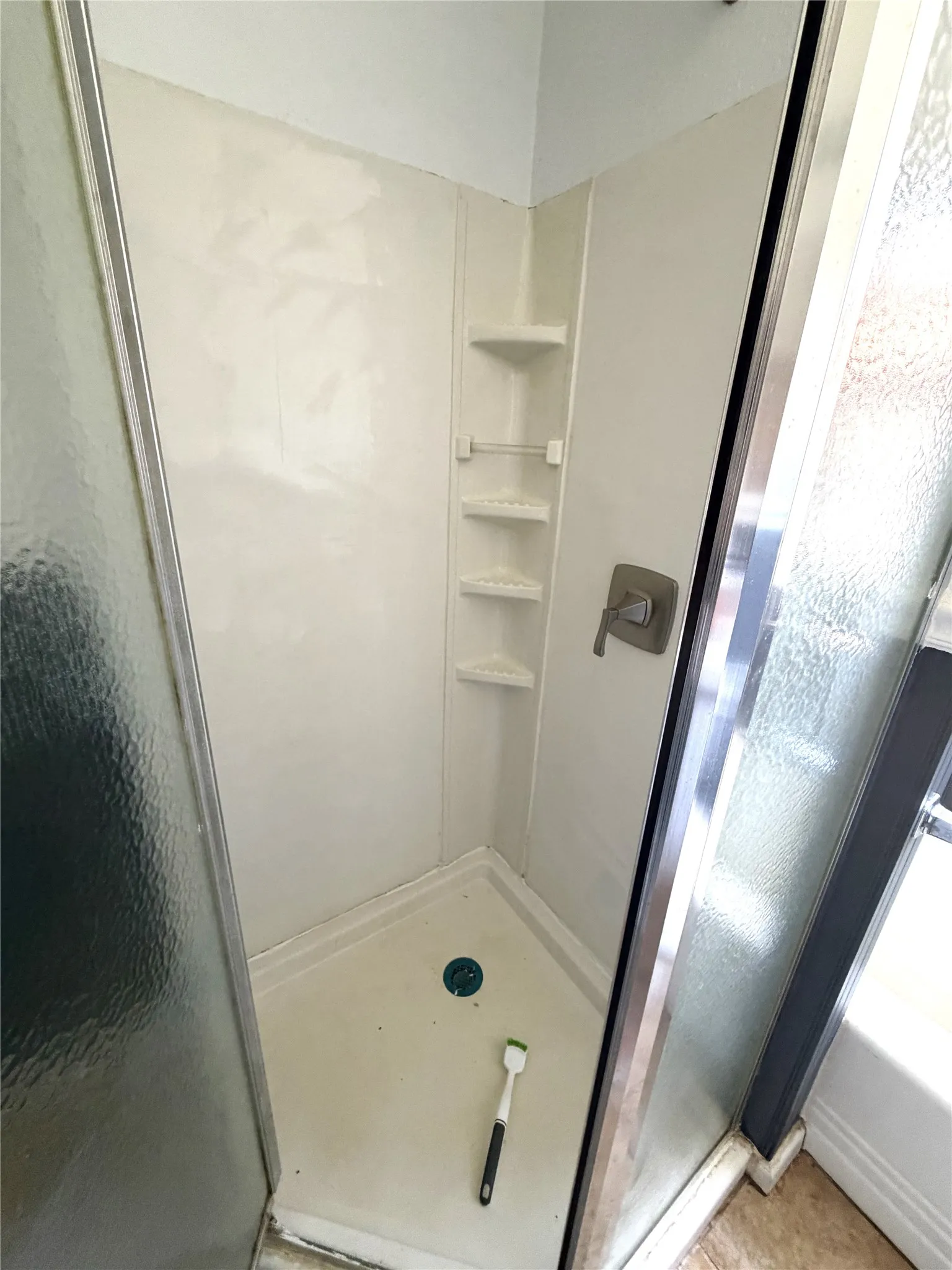 Single Family Residence For Sale in Eastland County , 707 E 23rd Street, Cisco, Texas 76437, 1 Bedroom, 1 Bathroom, Garage spaces, 780 Sqft, built in 1955, mls#21300378, Real Estate Agent in Cisco, Homes For Sale in Eastland county, Homes For Sale in Cisco, Realtor in Cisco Texas, Real Estate Brokerage Independent Realty Texas, Luminita Cordes Realtor