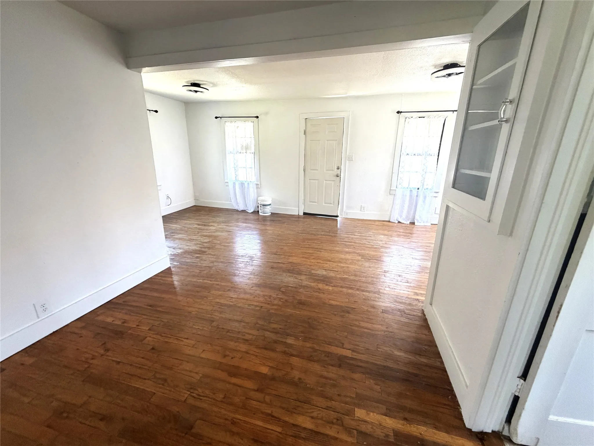 Single Family Residence For Sale in Eastland County , 707 E 23rd Street, Cisco, Texas 76437, 1 Bedroom, 1 Bathroom, Garage spaces, 780 Sqft, built in 1955, mls#21300378, Real Estate Agent in Cisco, Homes For Sale in Eastland county, Homes For Sale in Cisco, Realtor in Cisco Texas, Real Estate Brokerage Independent Realty Texas, Luminita Cordes Realtor