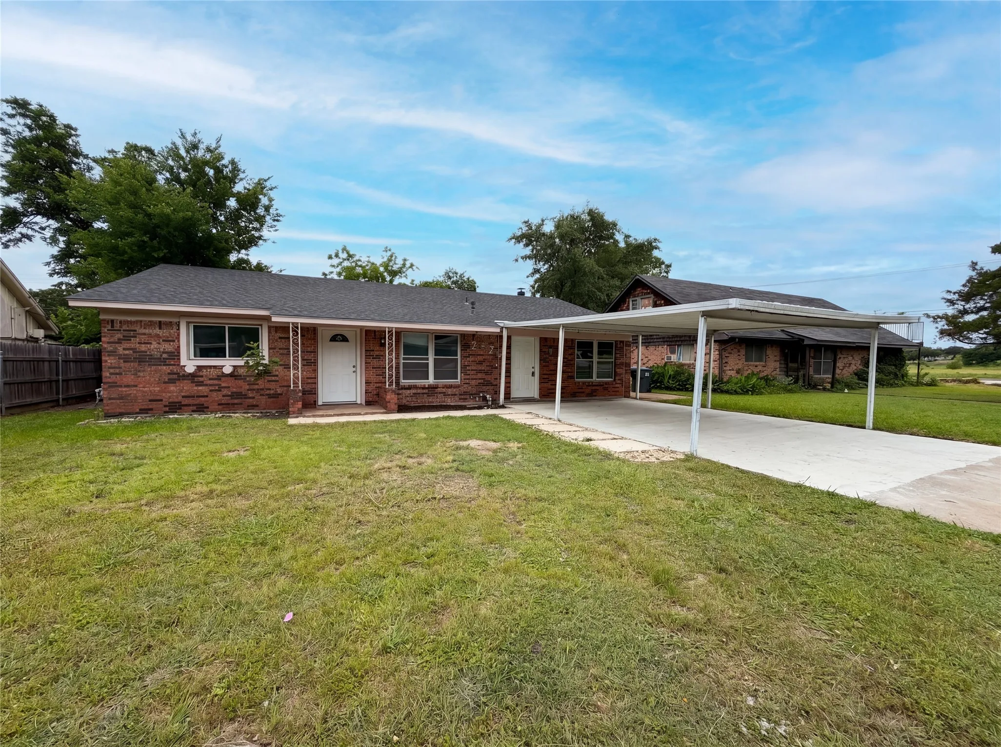 Single Family Residence For Sale in Mc Lennan County , 3720 Wingate Drive, Waco, Texas 76706, 4 Bedroom, 2 Bathroom, Garage spaces, 1,719 Sqft, built in 1967, mls#21283220, Real Estate Agent in Waco, Homes For Sale in Mc Lennan county, Homes For Sale in Waco, Realtor in Waco Texas, Real Estate Brokerage Independent Realty Texas, Luminita Cordes Realtor