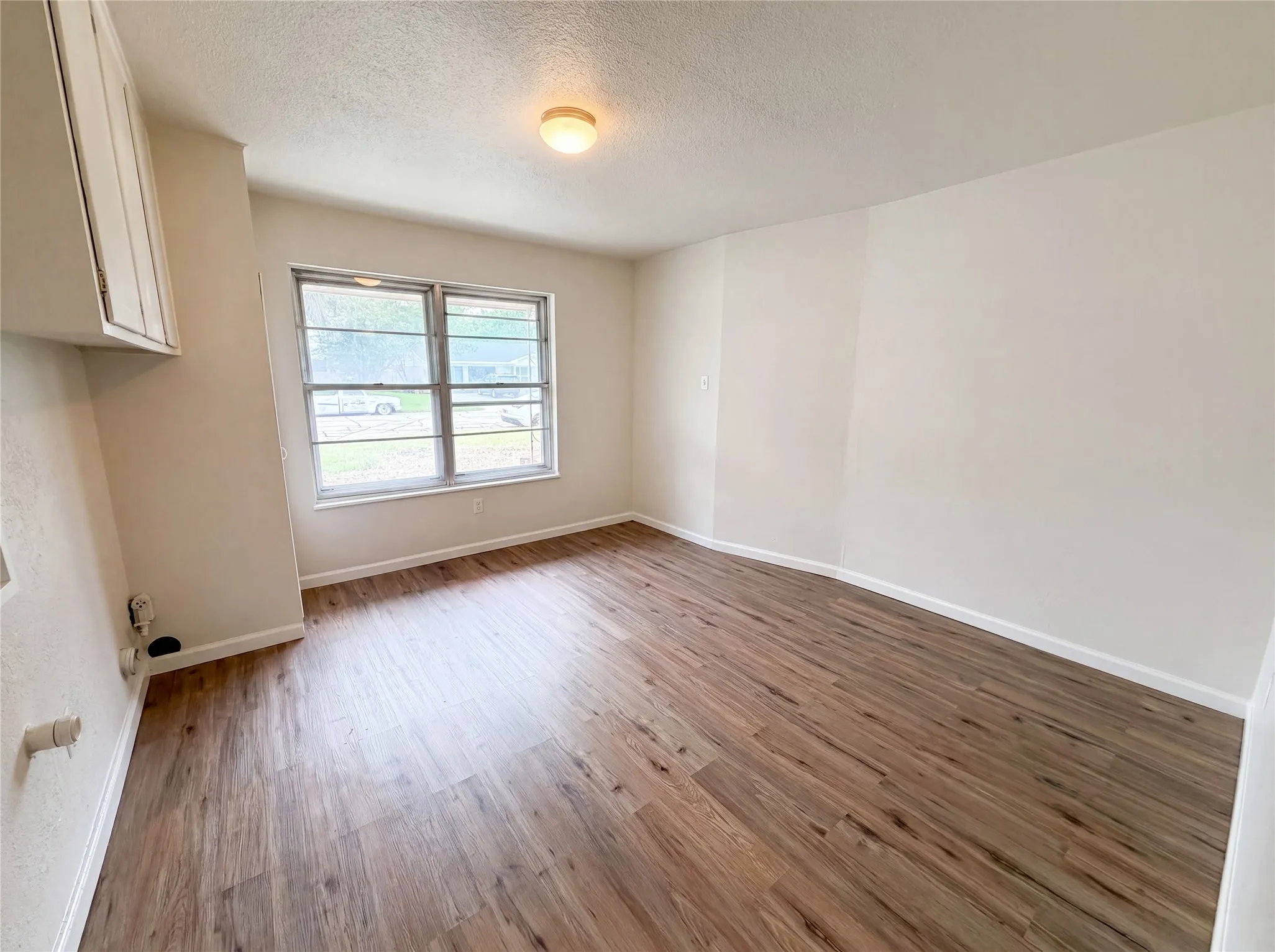 Single Family Residence For Sale in Mc Lennan County , 3720 Wingate Drive, Waco, Texas 76706, 4 Bedroom, 2 Bathroom, Garage spaces, 1,719 Sqft, built in 1967, mls#21283220, Real Estate Agent in Waco, Homes For Sale in Mc Lennan county, Homes For Sale in Waco, Realtor in Waco Texas, Real Estate Brokerage Independent Realty Texas, Luminita Cordes Realtor
