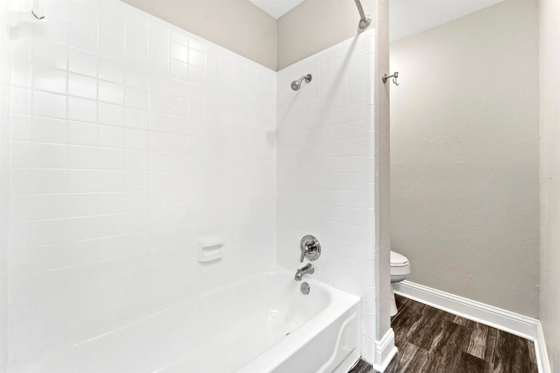 Single Family Residence For Sale in Collin County , 928 Overdowns Drive, Plano, Texas 75023, 3 Bedrooms, 2 Bathrooms, 2 Garage spaces, 1,458 Sqft, built in 1975, Price $364,000, mls#21300444, Real Estate Agent in Plano, Homes For Sale in Collin county, Homes For Sale in Plano, Realtor in Plano Texas, Real Estate Brokerage Independent Realty Texas, Luminita Cordes Realtor