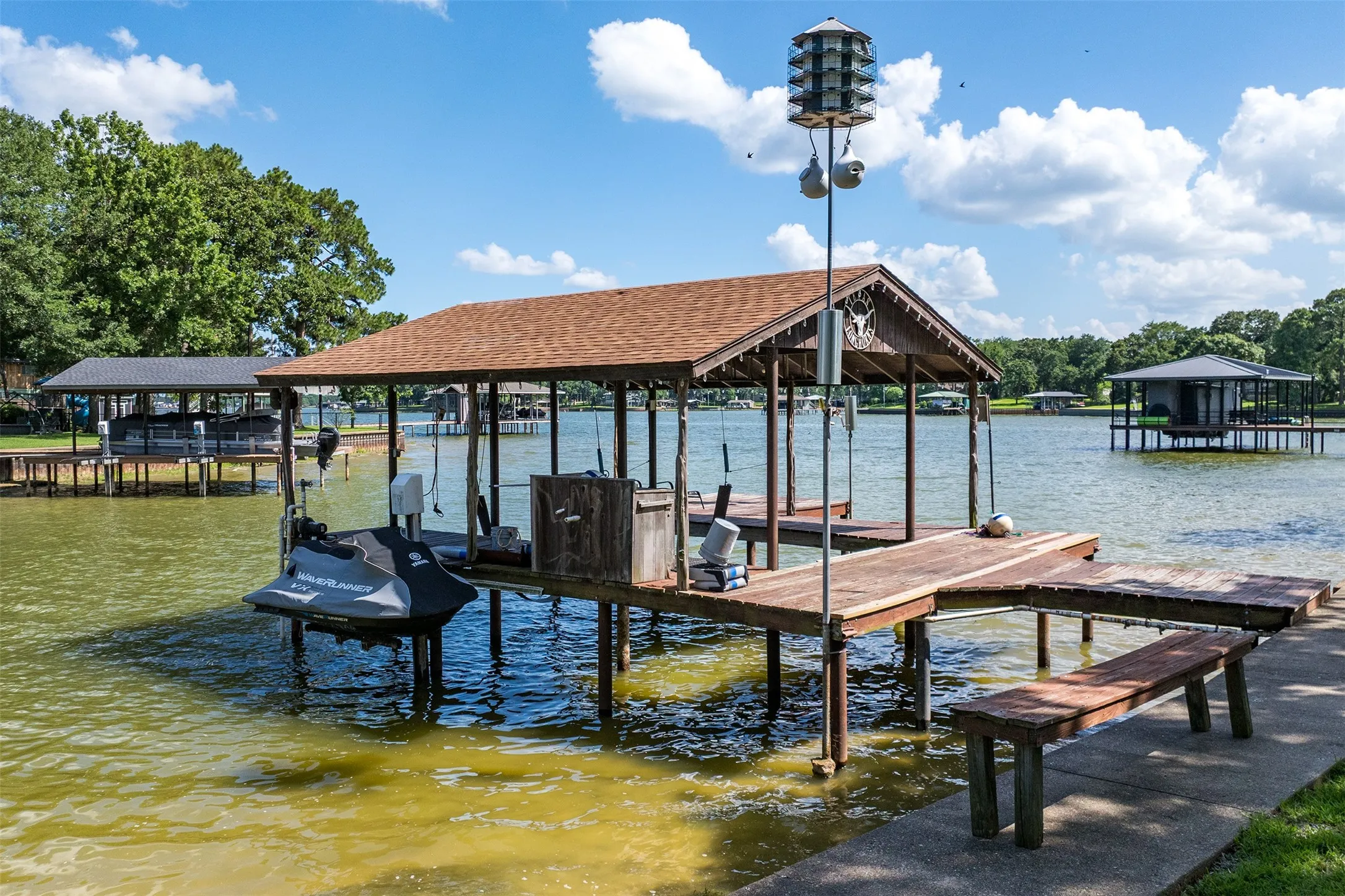 Single Family Residence For Sale in Henderson County , 1725 Oak Shore Drive, Tool, Texas 75143, 2 Bedroom, 3 Bathroom, Garage spaces, 1,416 Sqft, built in 1974, mls#21298914, Real Estate Agent in Tool, Homes For Sale in Henderson county, Homes For Sale in Tool, Realtor in Tool Texas, Real Estate Brokerage Independent Realty Texas, Luminita Cordes Realtor