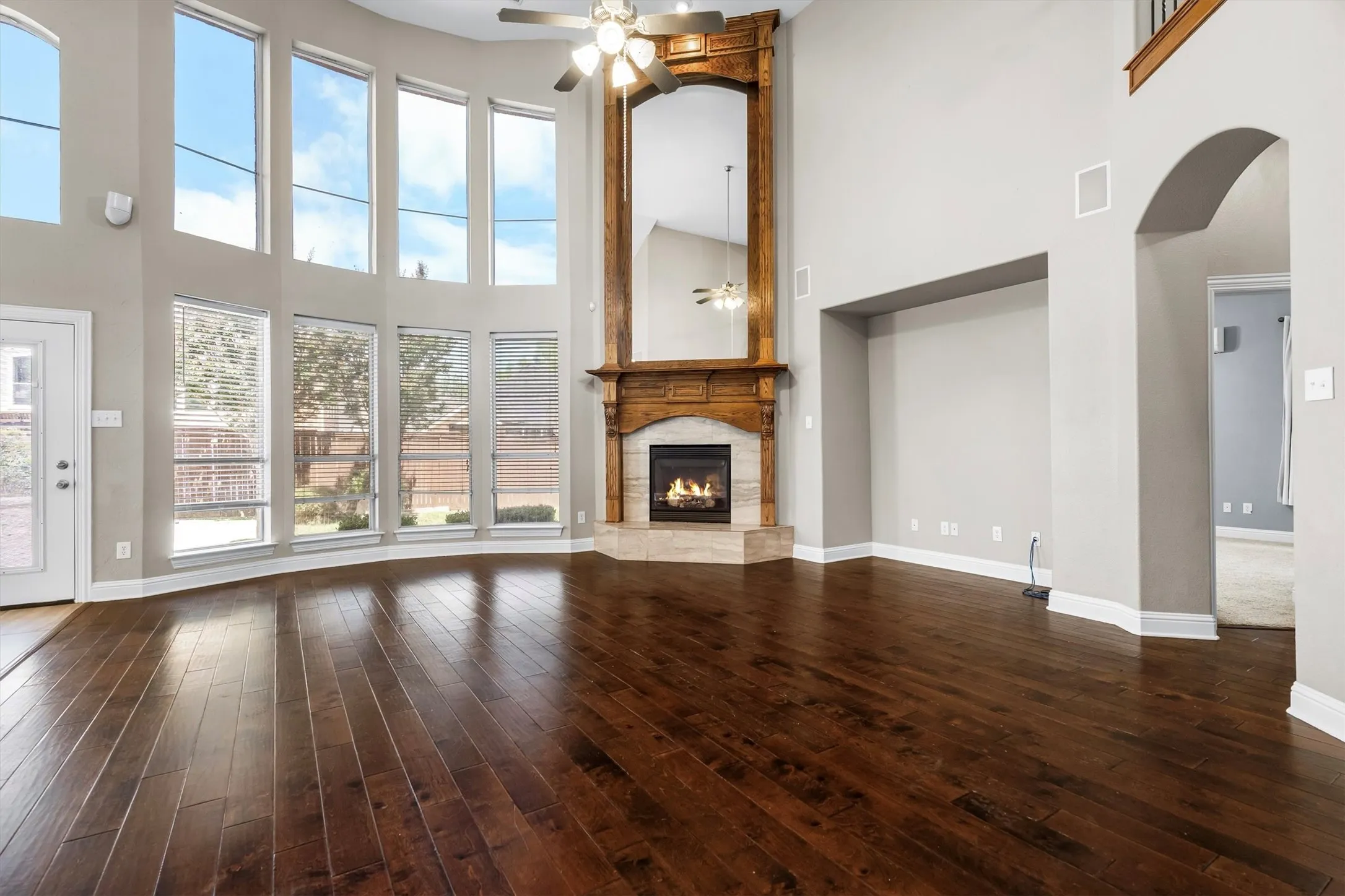 Single Family Residence For Sale in Denton County , 8381 Fullerton Street, Lantana, Texas 76226, 5 Bedroom, 4 Bathroom, 3 Garage spaces, 4,189 Sqft, built in 2006, mls#21295530, Real Estate Agent in Lantana, Homes For Sale in Denton county, Homes For Sale in Lantana, Realtor in Lantana Texas, Real Estate Brokerage Independent Realty Texas, Luminita Cordes Realtor