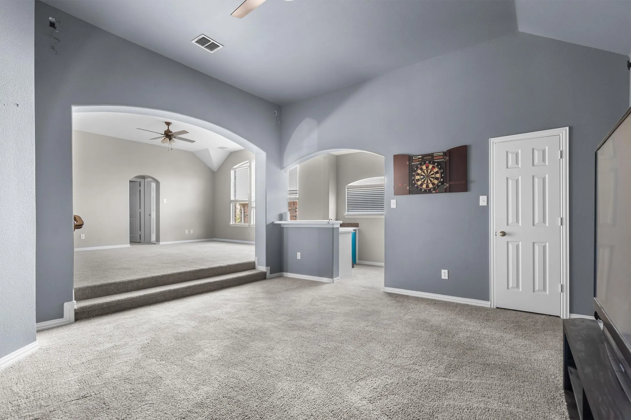 Single Family Residence For Sale in Denton County , 8381 Fullerton Street, Lantana, Texas 76226, 5 Bedroom, 4 Bathroom, 3 Garage spaces, 4,189 Sqft, built in 2006, mls#21295530, Real Estate Agent in Lantana, Homes For Sale in Denton county, Homes For Sale in Lantana, Realtor in Lantana Texas, Real Estate Brokerage Independent Realty Texas, Luminita Cordes Realtor