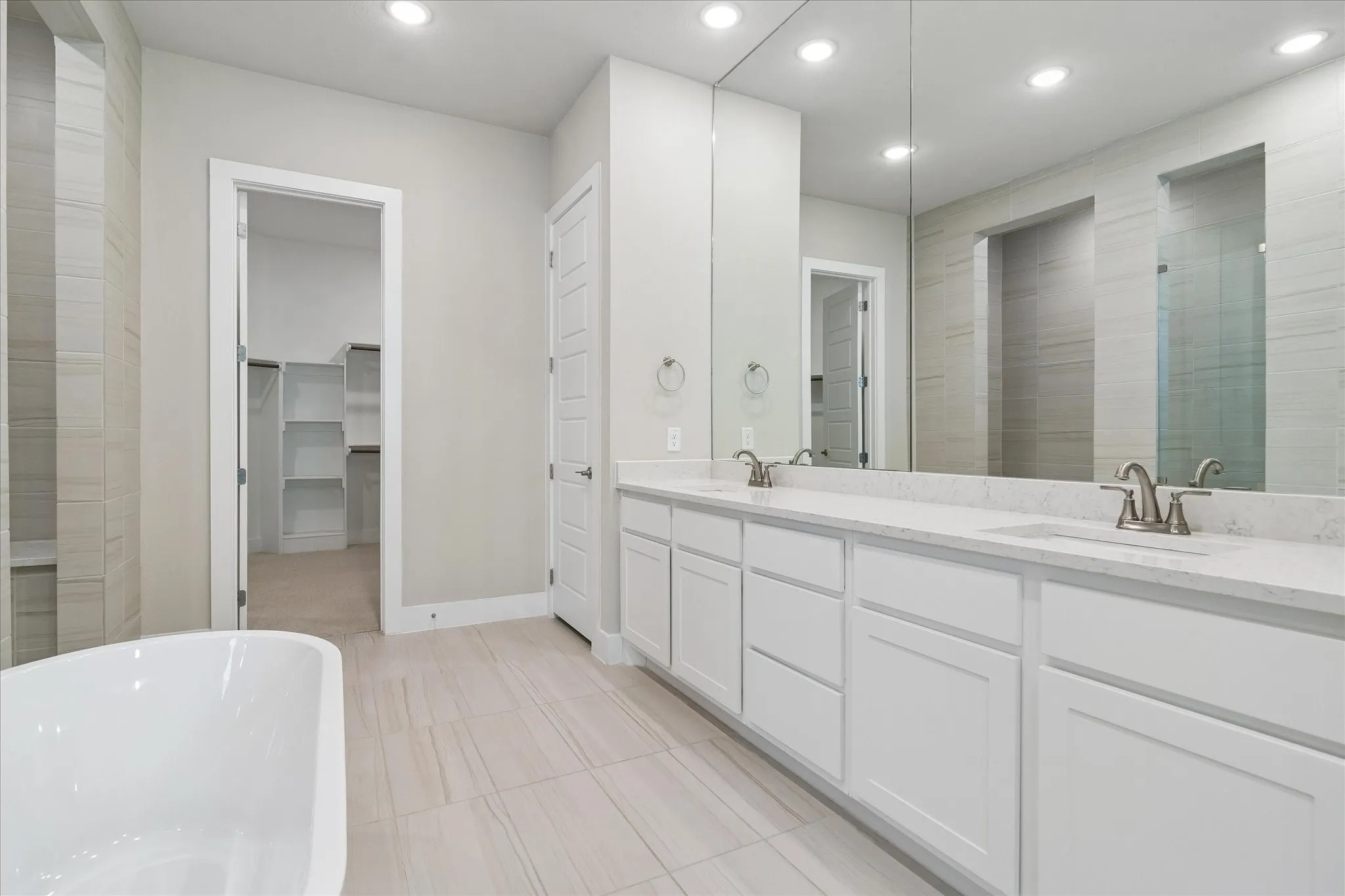 Single Family Residence For Sale in Collin County , 914 Paradise Lane, Wylie, Texas 75098, 5 Bedroom, 4 Bathroom, 3 Garage spaces, 3,818 Sqft, built in 2022, mls#21299031, Real Estate Agent in Wylie, Homes For Sale in Collin county, Homes For Sale in Wylie, Realtor in Wylie Texas, Real Estate Brokerage Independent Realty Texas, Luminita Cordes Realtor
