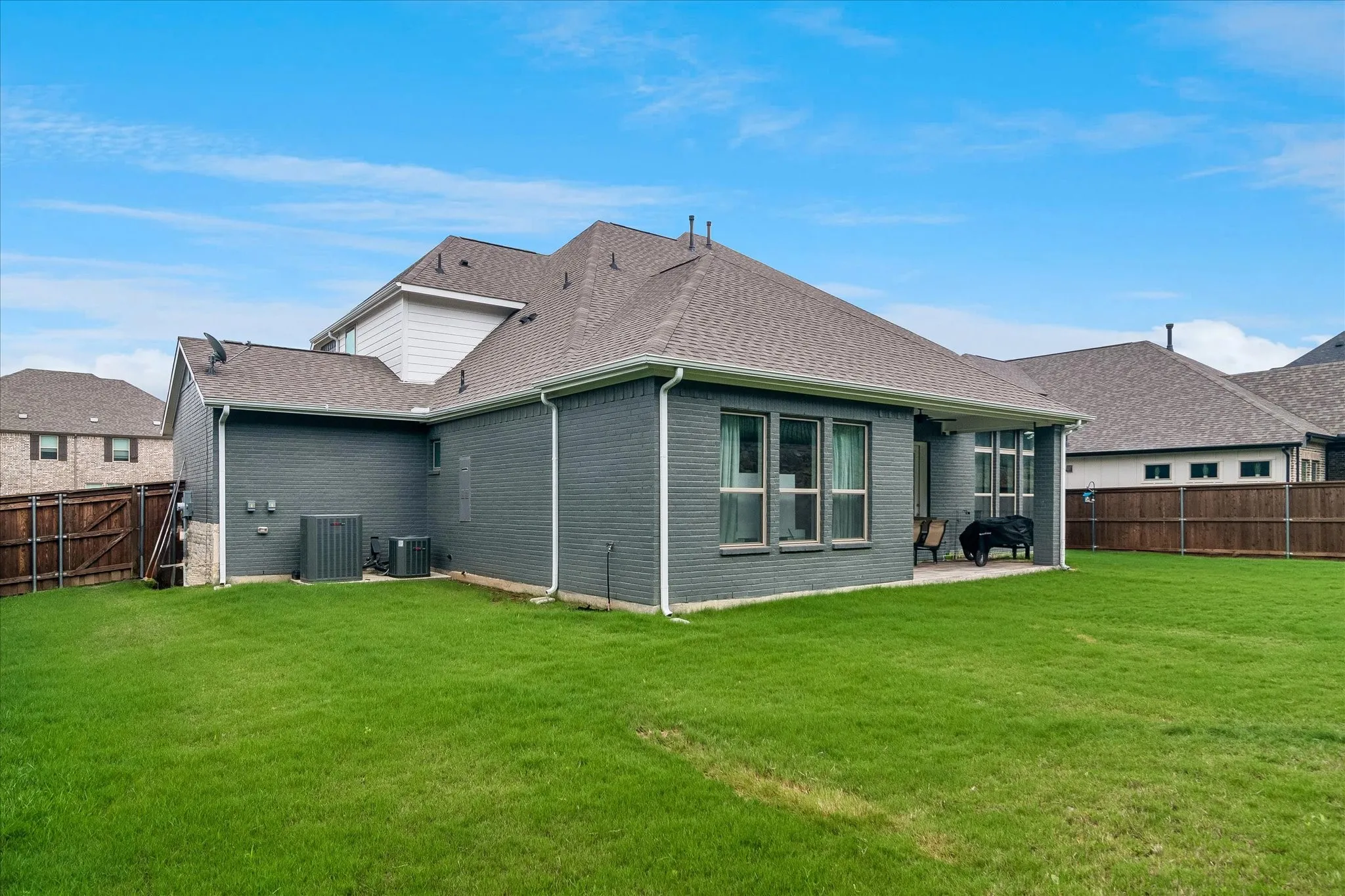 Single Family Residence For Sale in Collin County , 914 Paradise Lane, Wylie, Texas 75098, 5 Bedroom, 4 Bathroom, 3 Garage spaces, 3,818 Sqft, built in 2022, mls#21299031, Real Estate Agent in Wylie, Homes For Sale in Collin county, Homes For Sale in Wylie, Realtor in Wylie Texas, Real Estate Brokerage Independent Realty Texas, Luminita Cordes Realtor