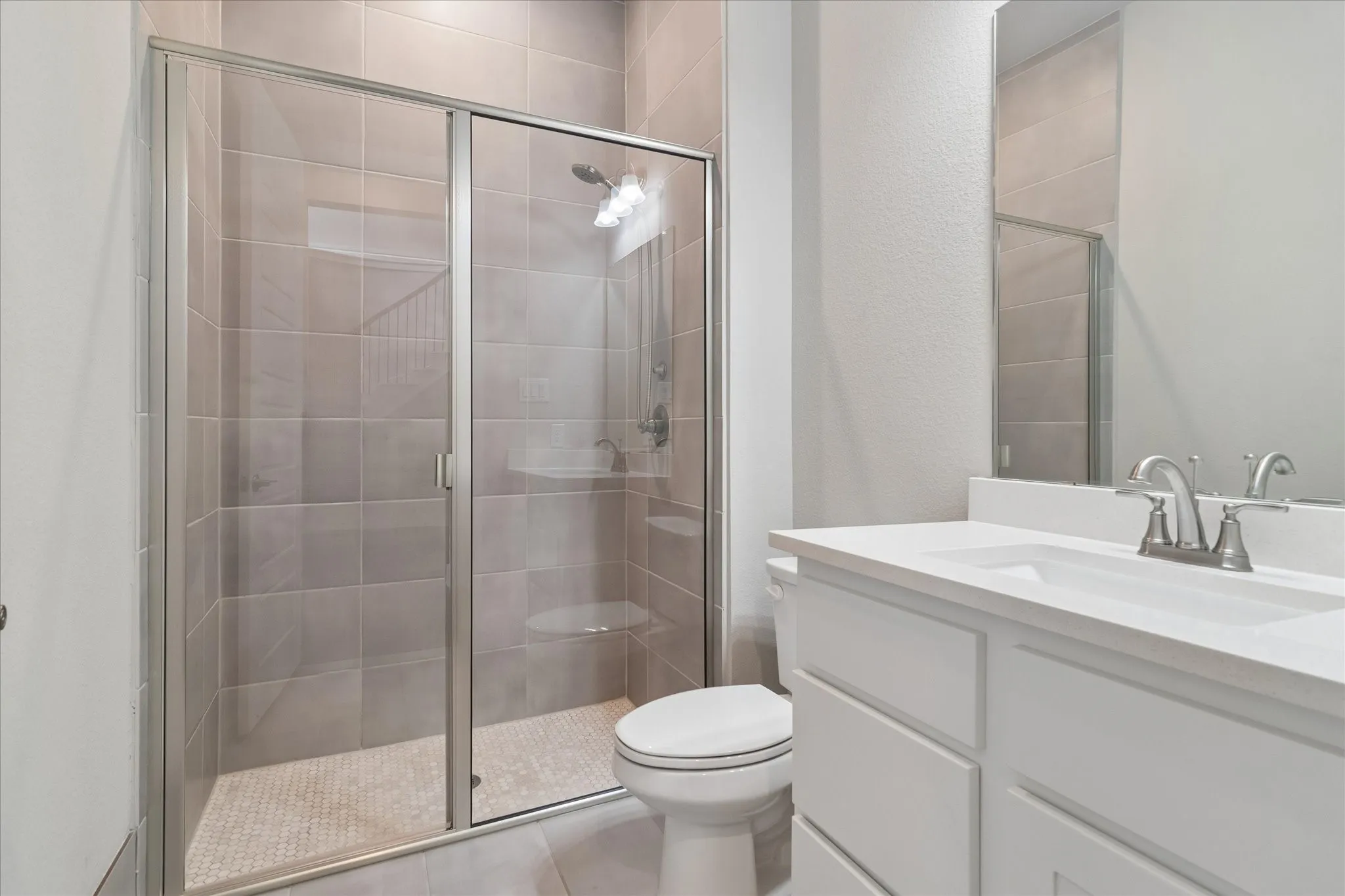 Single Family Residence For Sale in Collin County , 914 Paradise Lane, Wylie, Texas 75098, 5 Bedroom, 4 Bathroom, 3 Garage spaces, 3,818 Sqft, built in 2022, mls#21299031, Real Estate Agent in Wylie, Homes For Sale in Collin county, Homes For Sale in Wylie, Realtor in Wylie Texas, Real Estate Brokerage Independent Realty Texas, Luminita Cordes Realtor