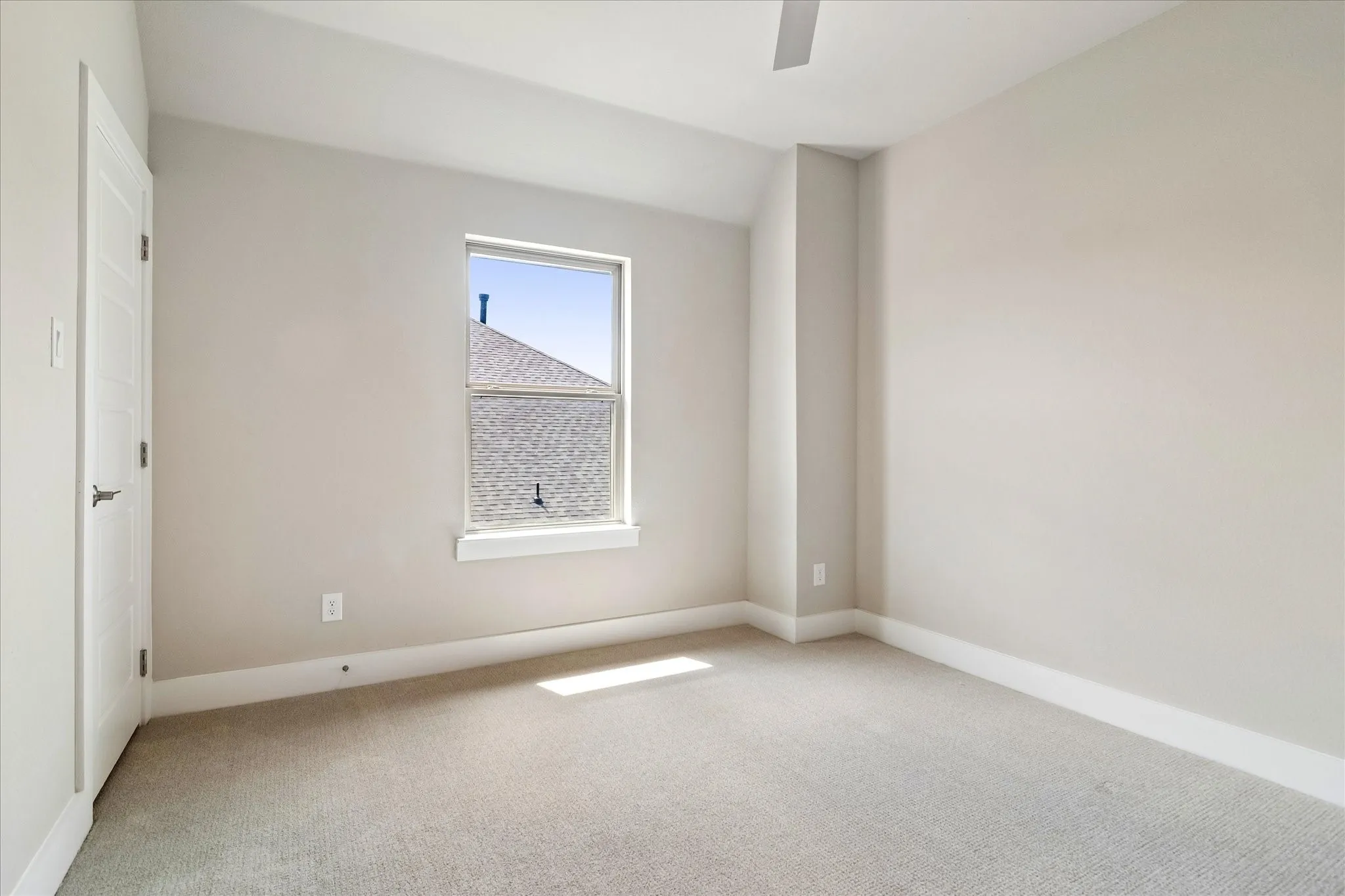 Single Family Residence For Sale in Collin County , 914 Paradise Lane, Wylie, Texas 75098, 5 Bedroom, 4 Bathroom, 3 Garage spaces, 3,818 Sqft, built in 2022, mls#21299031, Real Estate Agent in Wylie, Homes For Sale in Collin county, Homes For Sale in Wylie, Realtor in Wylie Texas, Real Estate Brokerage Independent Realty Texas, Luminita Cordes Realtor