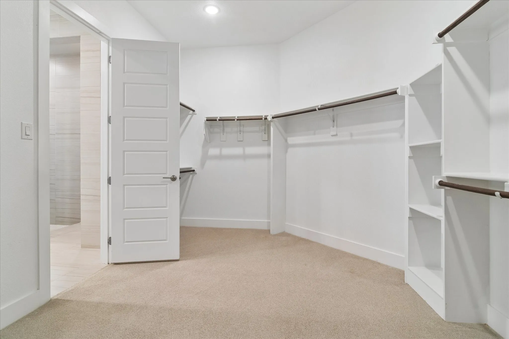 Single Family Residence For Sale in Collin County , 914 Paradise Lane, Wylie, Texas 75098, 5 Bedroom, 4 Bathroom, 3 Garage spaces, 3,818 Sqft, built in 2022, mls#21299031, Real Estate Agent in Wylie, Homes For Sale in Collin county, Homes For Sale in Wylie, Realtor in Wylie Texas, Real Estate Brokerage Independent Realty Texas, Luminita Cordes Realtor