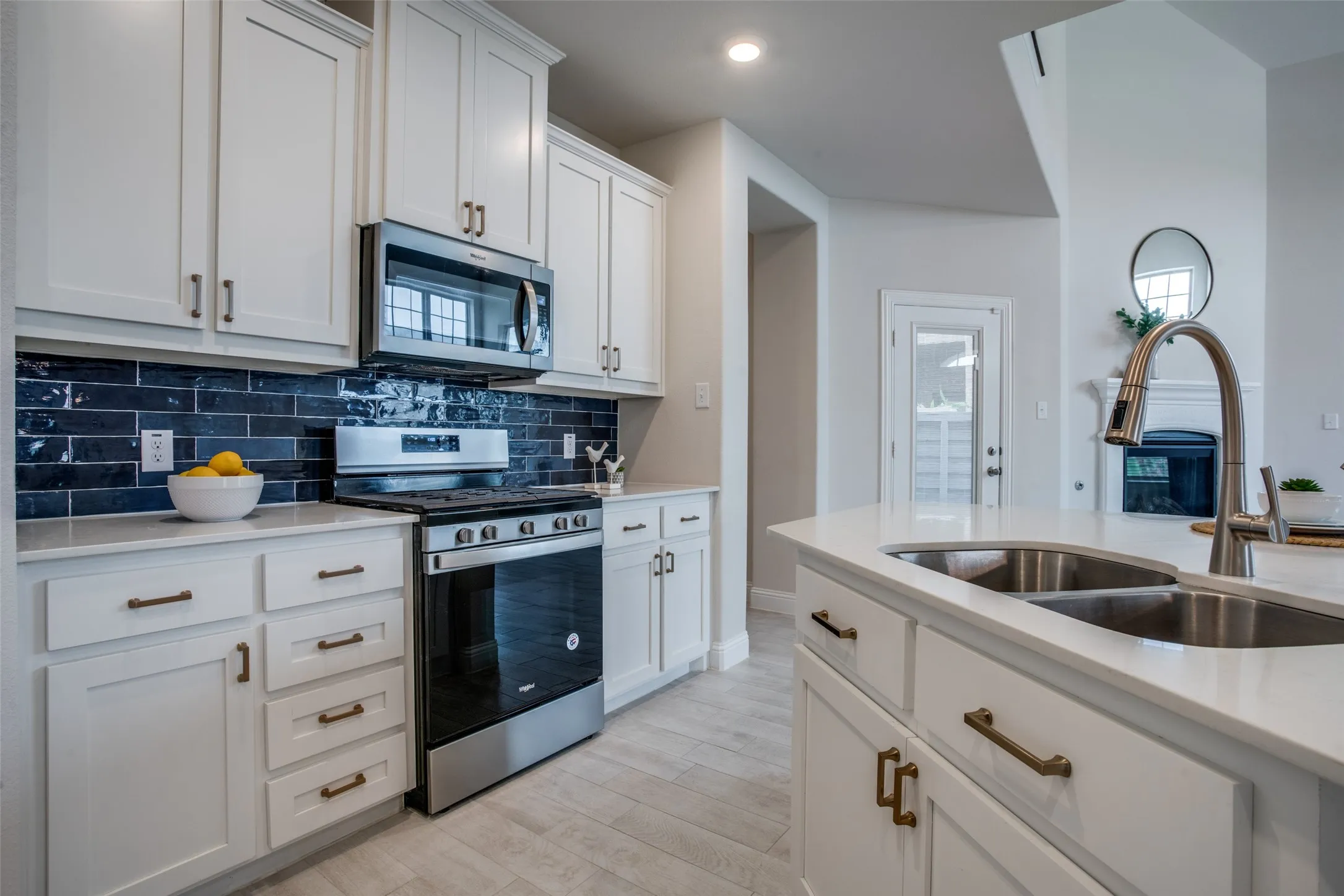 Single Family Residence For Rent in Denton County , 1304 Wildflower Way, Little Elm, Texas 76227, 4 Bedroom, 3 Bathroom, 2 Garage spaces, 2,402 Sqft, built in 2021, mls#21300458, Real Estate Agent in Little Elm, Homes For Rent in Denton county, Homes For Rent in Little Elm, Realtor in Little Elm Texas, Real Estate Brokerage Independent Realty Texas, Luminita Cordes Realtor