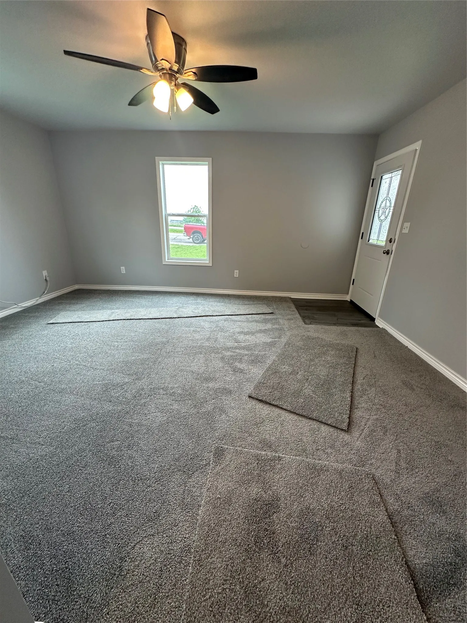 Single Family Residence For Rent in Tarrant County , 3608 Longvue Avenue, Fort Worth, Texas 76116, 2 Bedrooms, 1 Bathroom, 1 Garage spaces, 858 Sqft, built in 1948, Price $1,500, mls#21296647, Real Estate Agent in Fort Worth, Homes For Rent in Tarrant county, Homes For Rent in Fort Worth, Realtor in Fort Worth Texas, Real Estate Brokerage Independent Realty Texas, Luminita Cordes Realtor