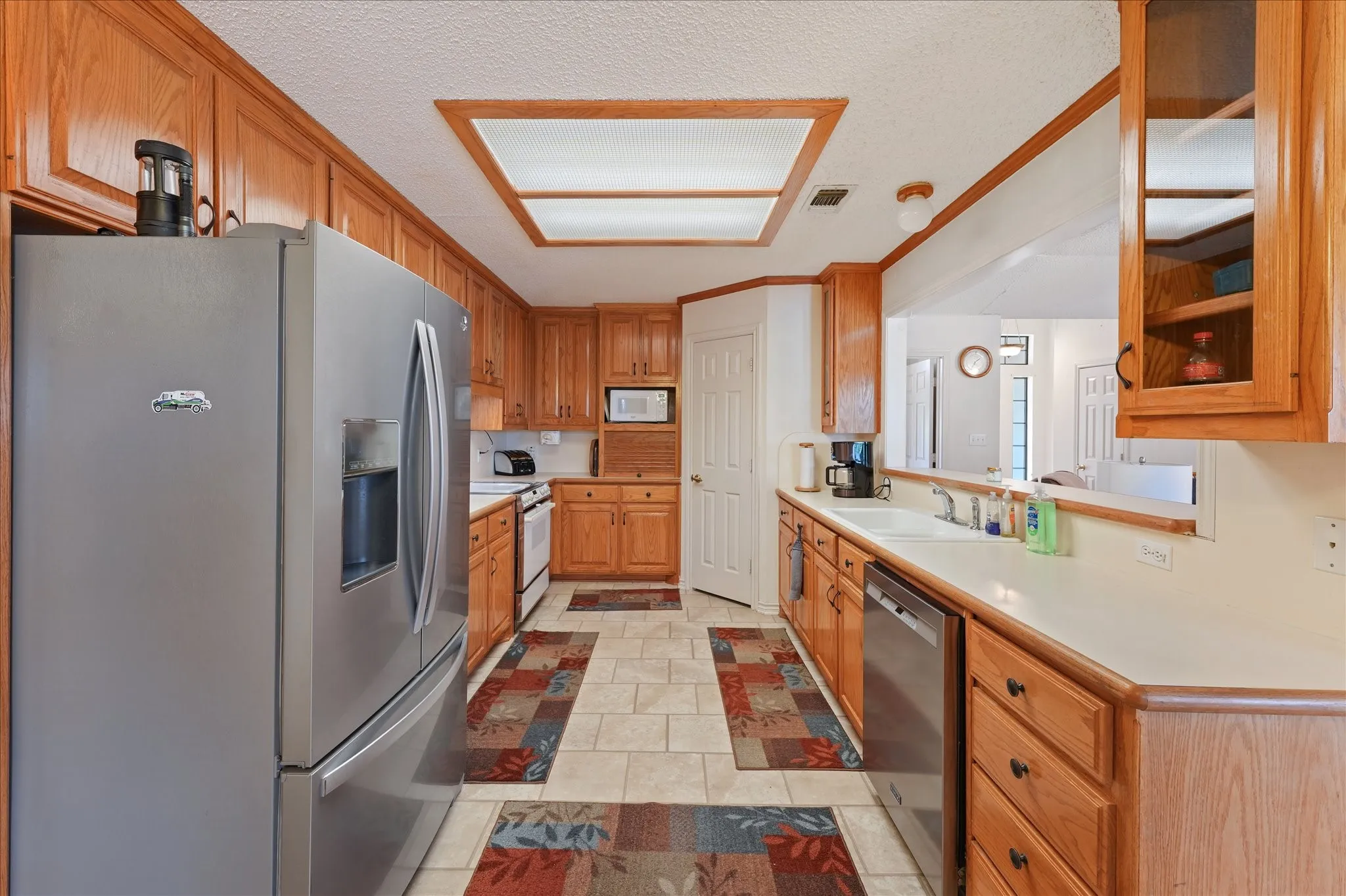 Single Family Residence For Sale in Collin County , 4480 County Road 551, Farmersville, Texas 75442, 4 Bedroom, 3 Bathroom, 2 Garage spaces, 1,872 Sqft, built in 1994, mls#21298128, Real Estate Agent in Farmersville, Homes For Sale in Collin county, Homes For Sale in Farmersville, Realtor in Farmersville Texas, Real Estate Brokerage Independent Realty Texas, Luminita Cordes Realtor