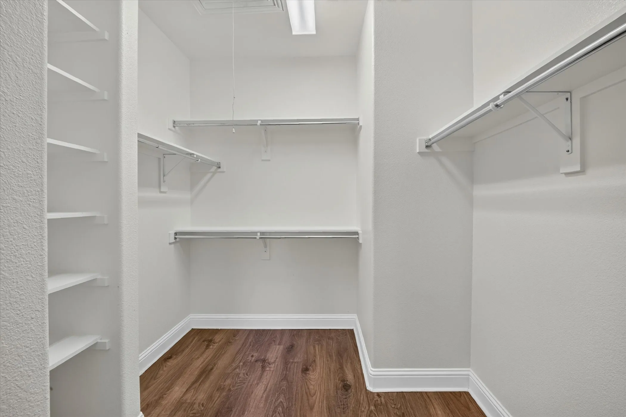 Townhouse For Sale in Collin County , 5729 Lunsford Road, Plano, Texas 75024, 3 Bedroom, 4 Bathroom, 2 Garage spaces, 1,958 Sqft, built in 2005, mls#21299716, Real Estate Agent in Plano, Homes For Sale in Collin county, Homes For Sale in Plano, Realtor in Plano Texas, Real Estate Brokerage Independent Realty Texas, Luminita Cordes Realtor