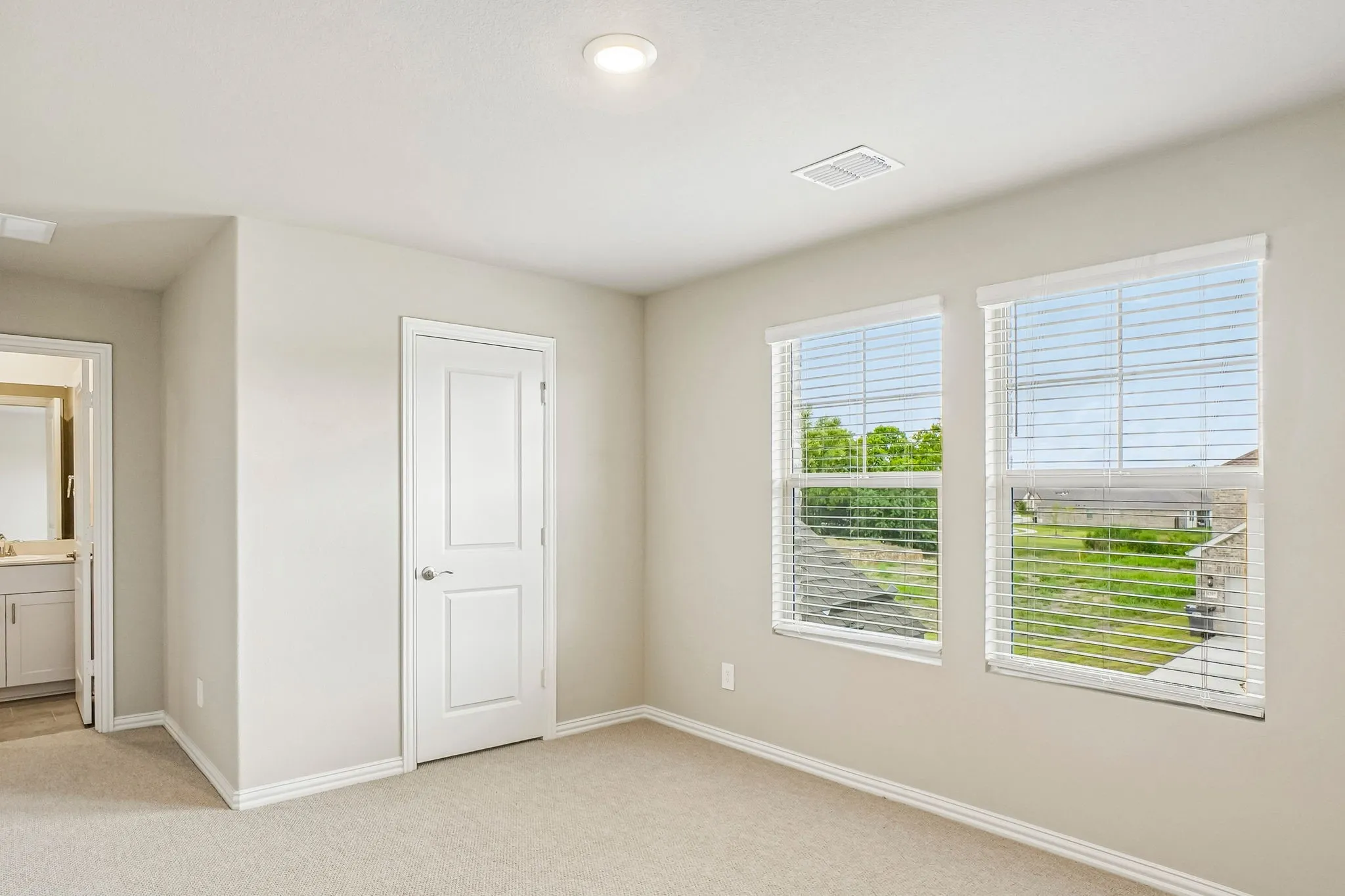 Photo is not of the actual home, but is an inspirational photo of builder’s model home and may depict options, furnishings, and/or decorator features that are not included.