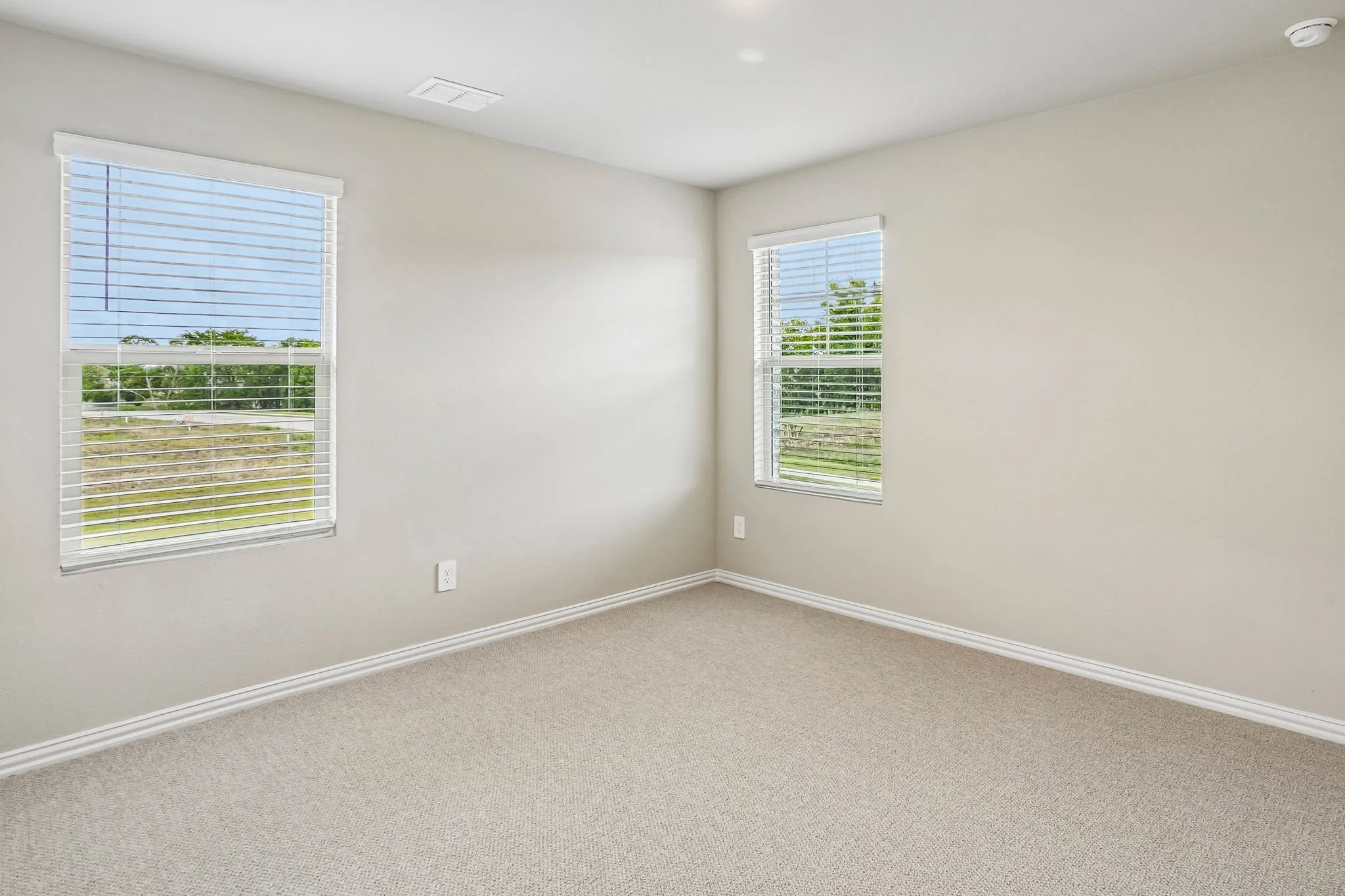 Photo is not of the actual home, but is an inspirational photo of builder’s model home and may depict options, furnishings, and/or decorator features that are not included.