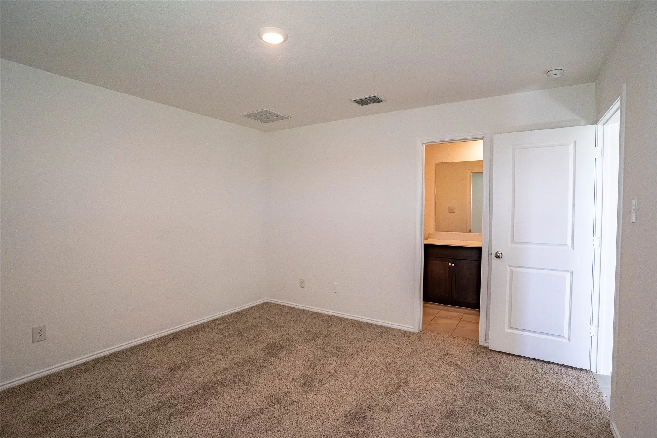 Single Family Residence For Sale in Tarrant County , 8636 Becker Avenue, Fort Worth, Texas 76123, 3 Bedroom, 2 Bathroom, 2 Garage spaces, 1,305 Sqft, built in 2023, mls#21300254, Real Estate Agent in Fort Worth, Homes For Sale in Tarrant county, Homes For Sale in Fort Worth, Realtor in Fort Worth Texas, Real Estate Brokerage Independent Realty Texas, Luminita Cordes Realtor