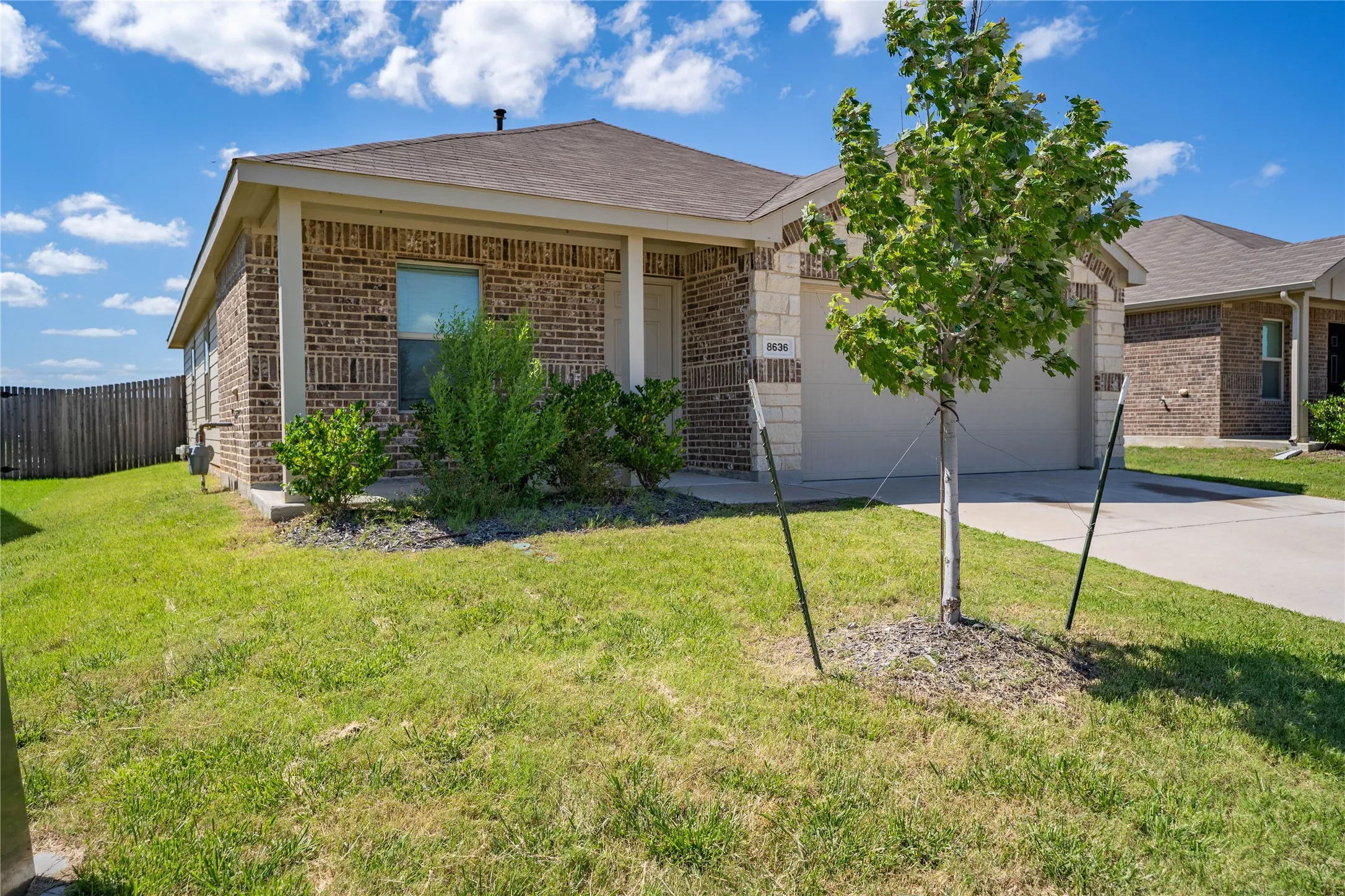 Single Family Residence For Sale in Tarrant County , 8636 Becker Avenue, Fort Worth, Texas 76123, 3 Bedroom, 2 Bathroom, 2 Garage spaces, 1,305 Sqft, built in 2023, mls#21300254, Real Estate Agent in Fort Worth, Homes For Sale in Tarrant county, Homes For Sale in Fort Worth, Realtor in Fort Worth Texas, Real Estate Brokerage Independent Realty Texas, Luminita Cordes Realtor
