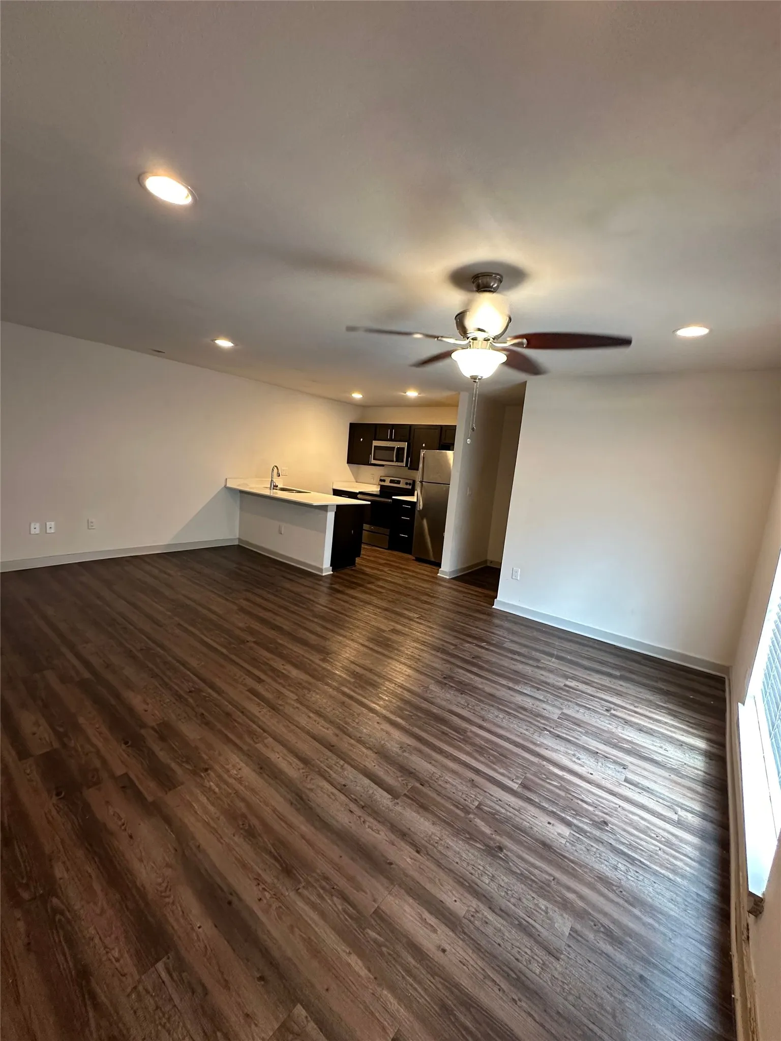 Apartment For Rent in Dallas County , 2106 Bennett Avenue 210, Dallas, Texas 75206, 1 Bedroom, 1 Bathroom, Garage spaces, 655 Sqft, built in 1977, mls#21300486, Real Estate Agent in Dallas, Homes For Rent in Dallas county, Homes For Rent in Dallas, Realtor in Dallas Texas, Real Estate Brokerage Independent Realty Texas, Luminita Cordes Realtor