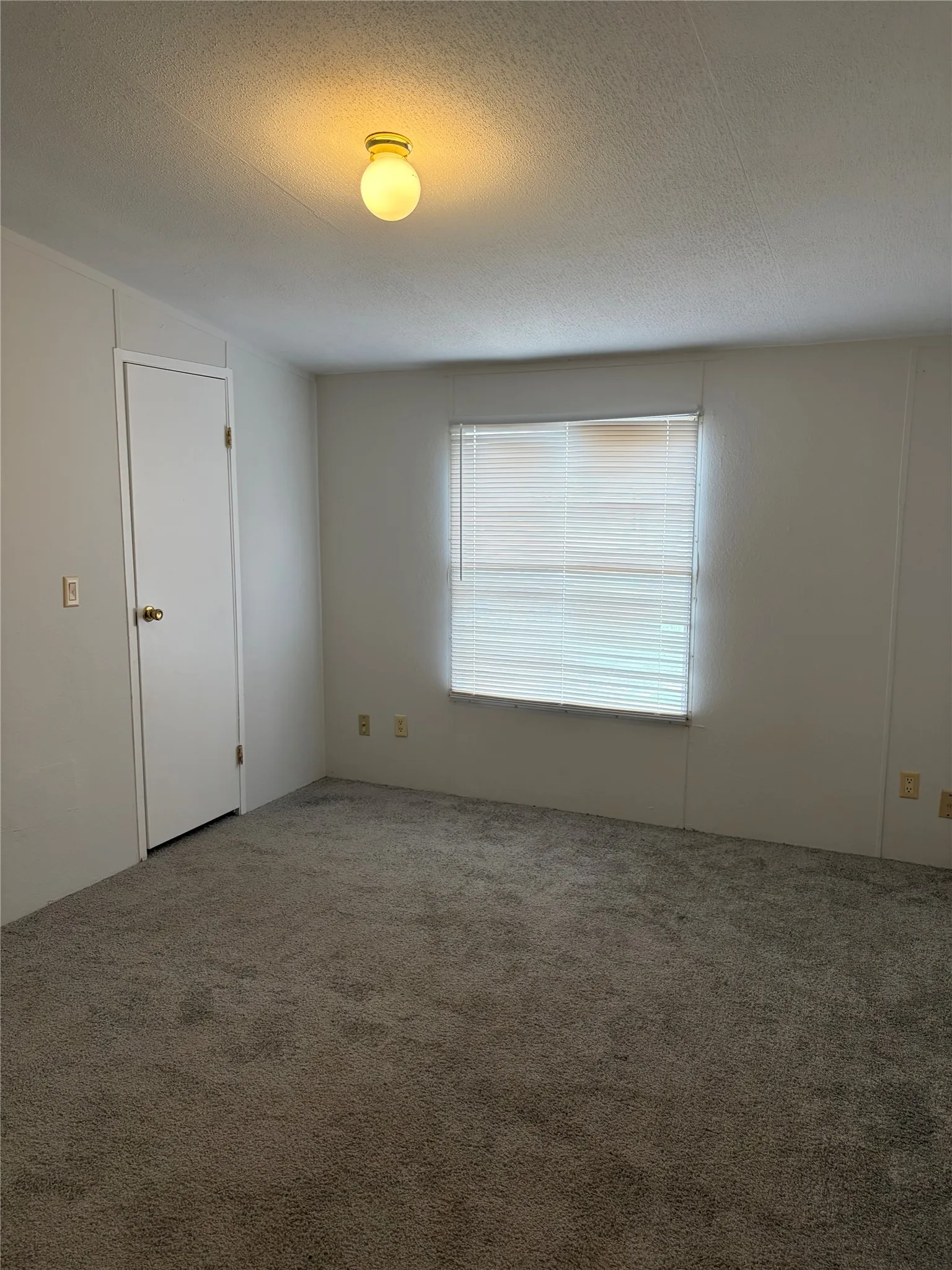 Mobile Home For Rent in Taylor County , 1101 Plaza Street, Abilene, Texas 79603, 3 Bedroom, 2 Bathroom, Garage spaces, 1,344 Sqft, built in 1999, mls#21300502, Real Estate Agent in Abilene, Homes For Rent in Taylor county, Homes For Rent in Abilene, Realtor in Abilene Texas, Real Estate Brokerage Independent Realty Texas, Luminita Cordes Realtor