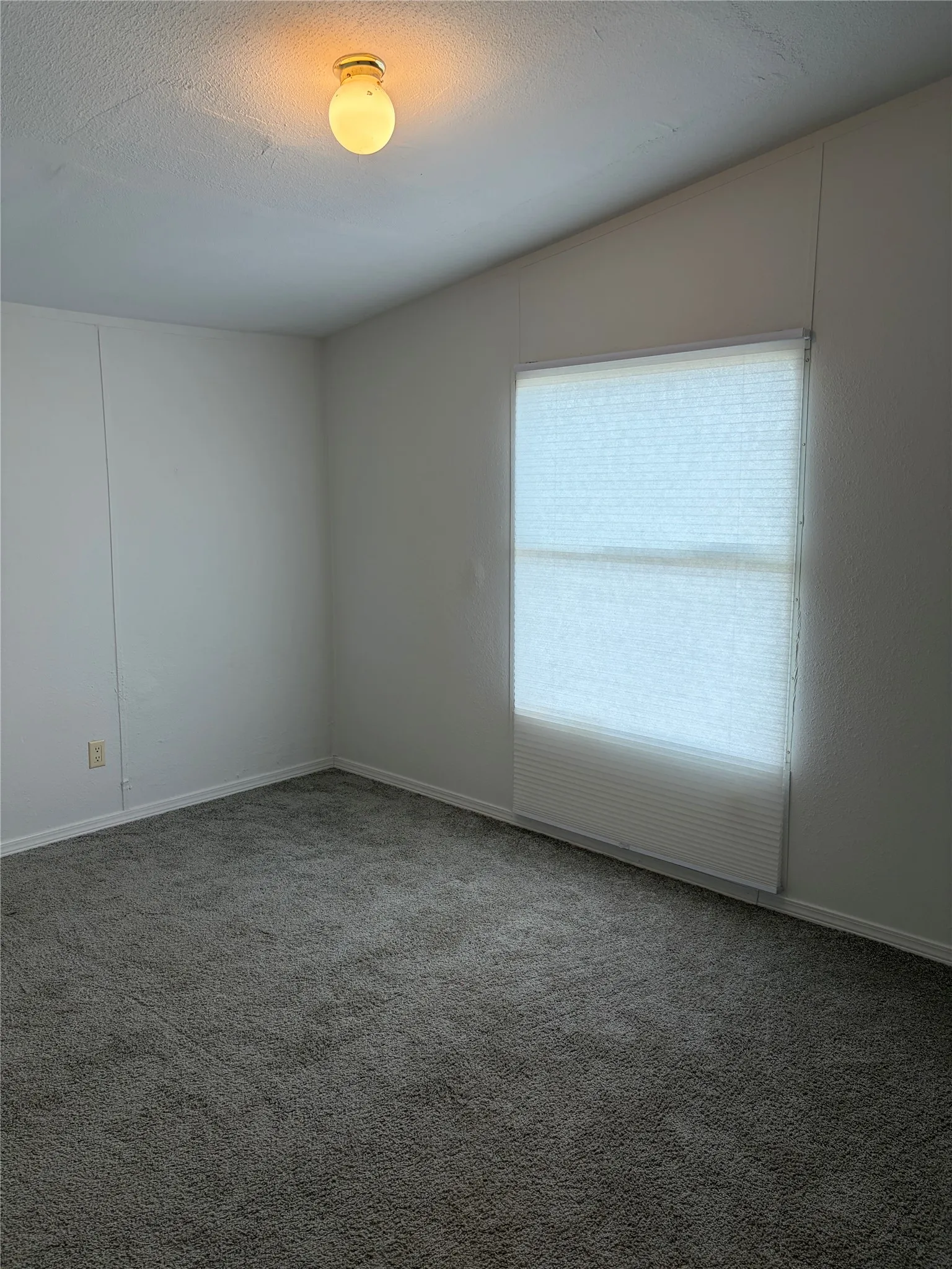 Mobile Home For Rent in Taylor County , 1101 Plaza Street, Abilene, Texas 79603, 3 Bedroom, 2 Bathroom, Garage spaces, 1,344 Sqft, built in 1999, mls#21300502, Real Estate Agent in Abilene, Homes For Rent in Taylor county, Homes For Rent in Abilene, Realtor in Abilene Texas, Real Estate Brokerage Independent Realty Texas, Luminita Cordes Realtor